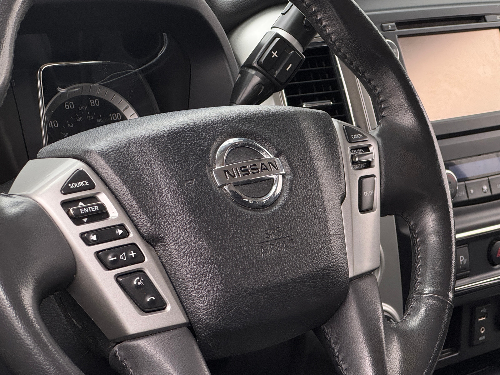 Thumbnail: 2018 Nissan Titan - 5