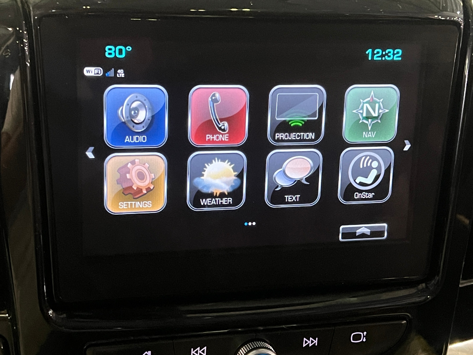 Thumbnail: 2019 Chevrolet Traverse - 3