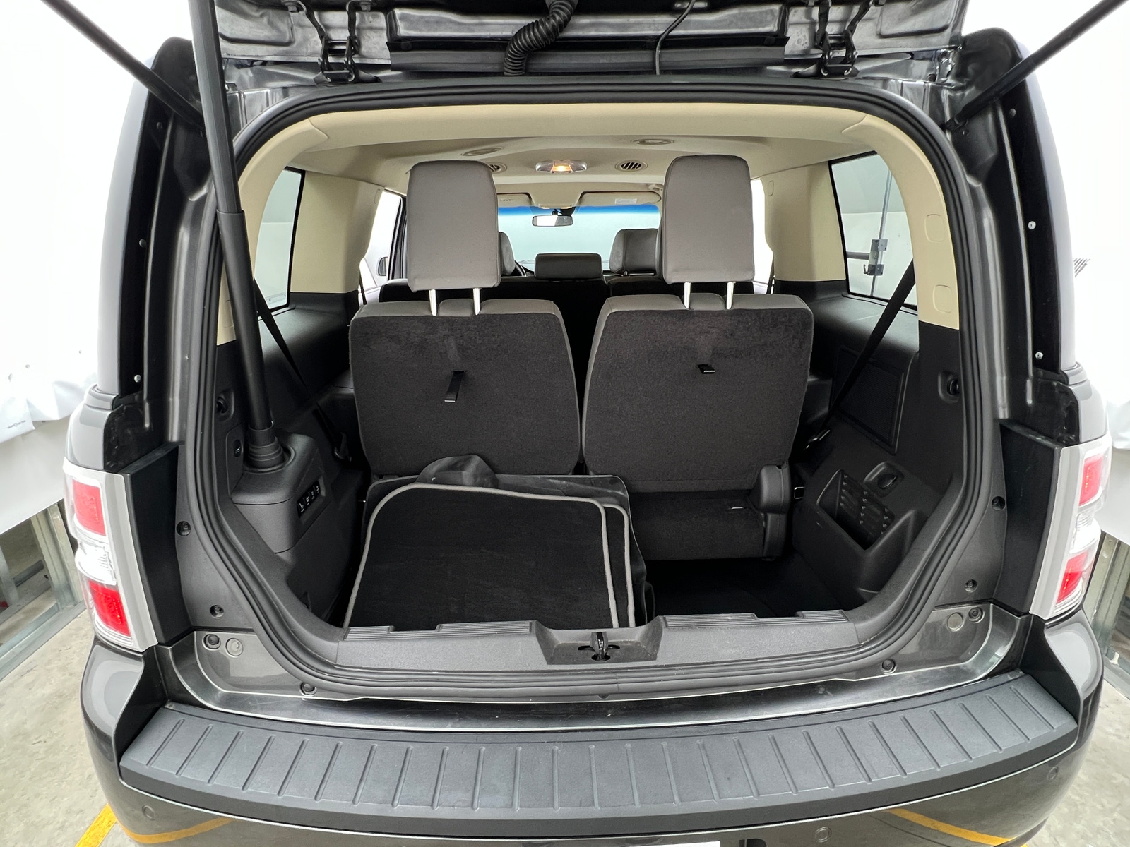 Thumbnail: 2018 Ford Flex - 6