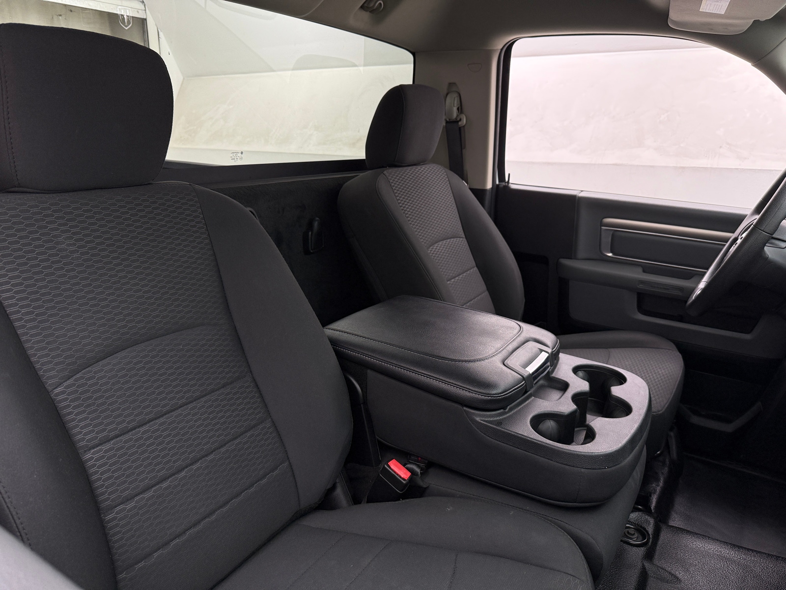 Thumbnail: 2019 RAM 1500 Classic - 2
