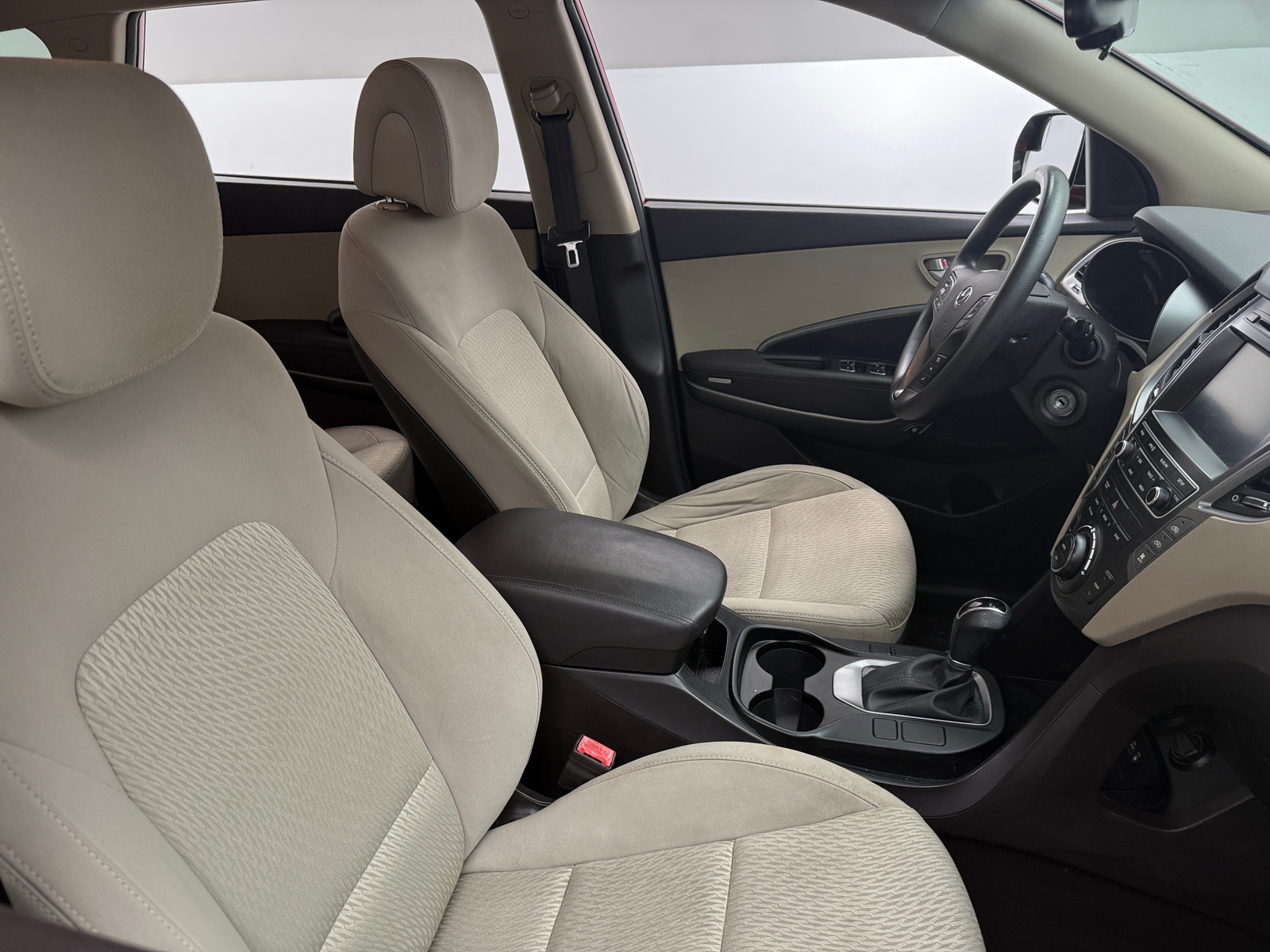 Thumbnail: 2017 Hyundai Santa Fe - 2