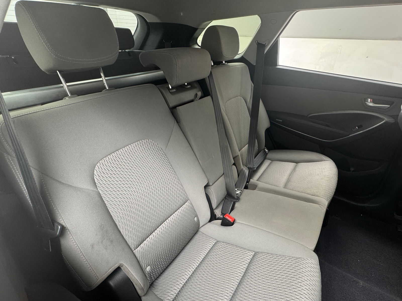 Thumbnail: 2016 Hyundai Santa Fe - 6