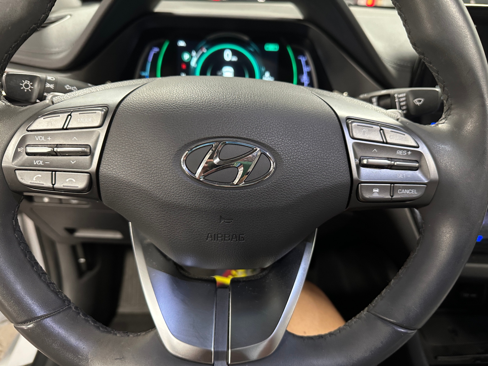 Thumbnail: 2021 Hyundai Ioniq - 4