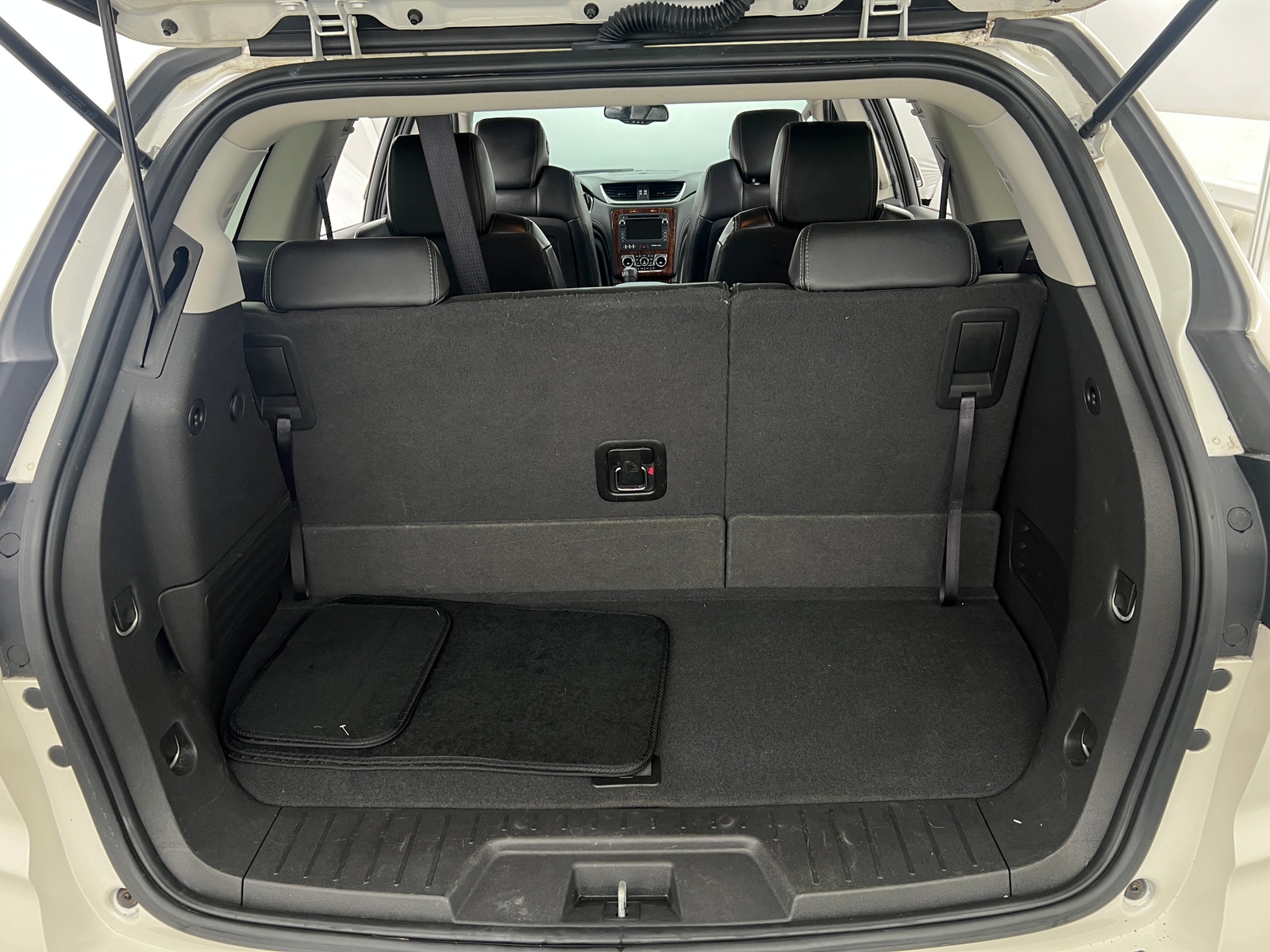 Thumbnail: 2013 Chevrolet Traverse - 6