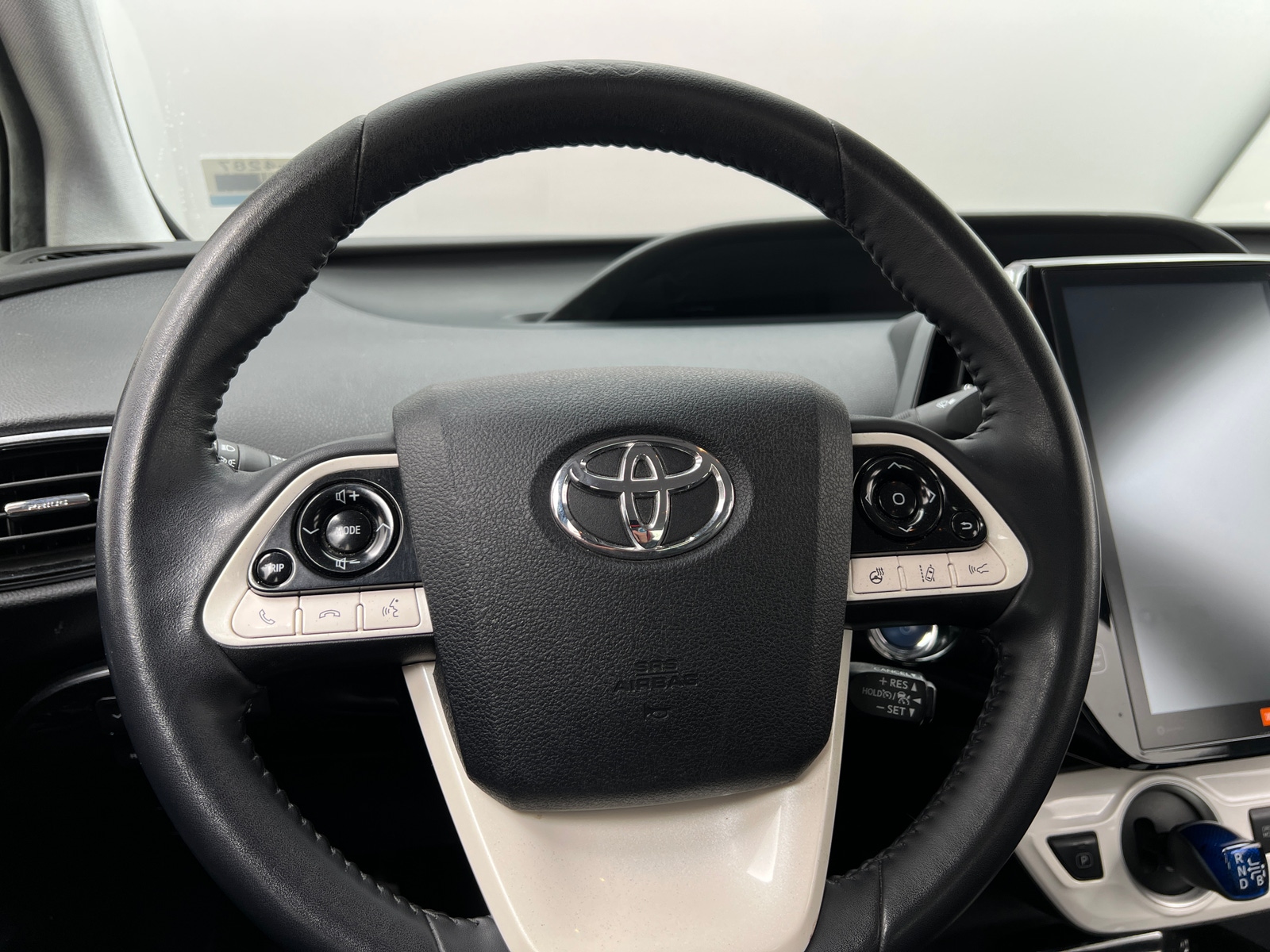 Thumbnail: 2018 Toyota Prius Prime - 5