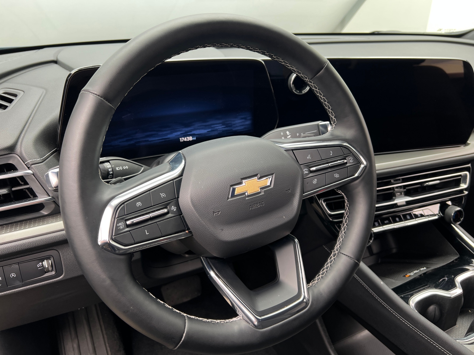 Thumbnail: 2025 Chevrolet Traverse - 5