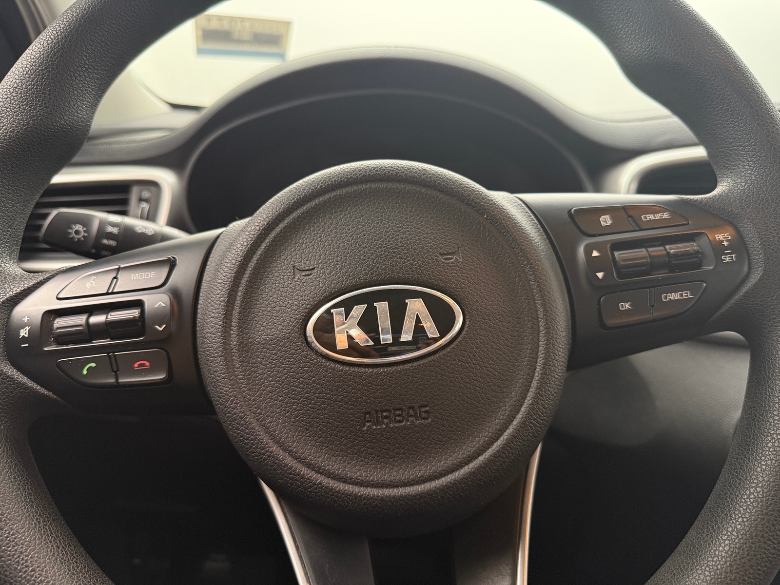 Thumbnail: 2018 Kia Sorento - 5