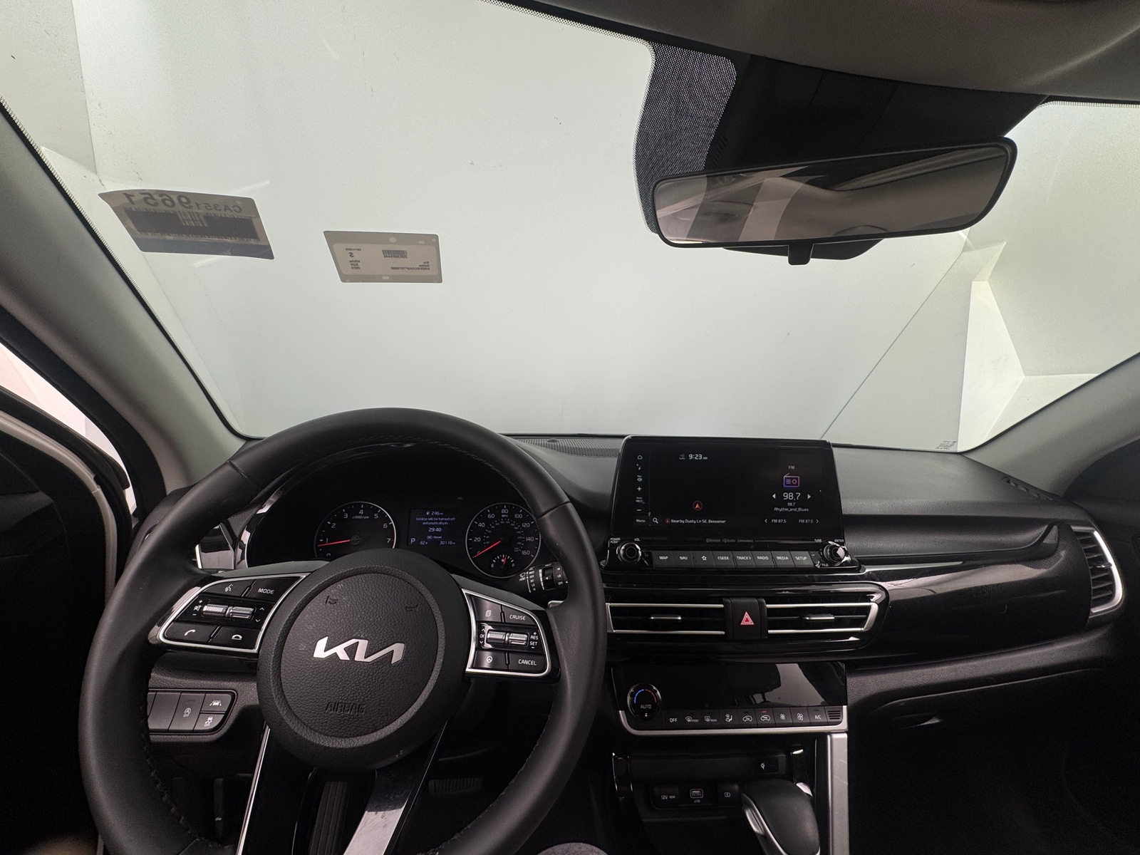 Thumbnail: 2023 Kia Seltos - 2