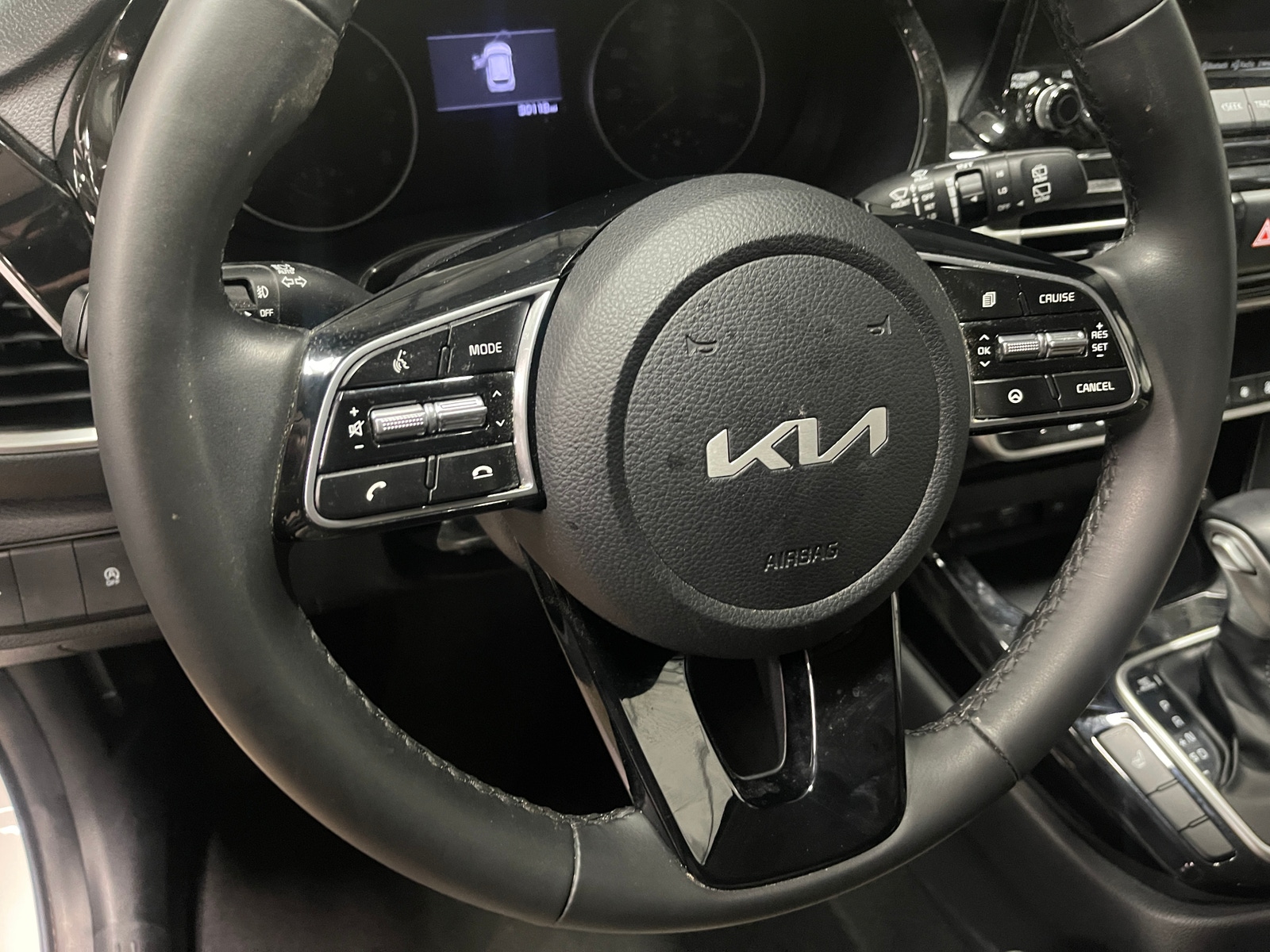 Thumbnail: 2023 Kia Seltos - 4