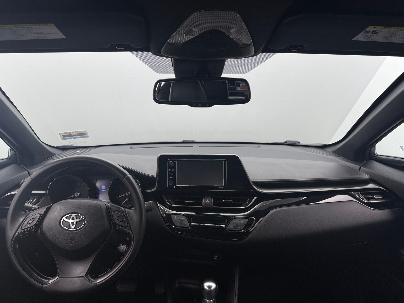 Thumbnail: 2018 Toyota C-HR - 2