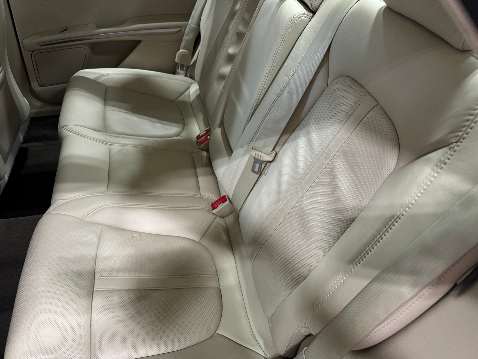 Thumbnail: 2014 Lincoln MKZ - 5