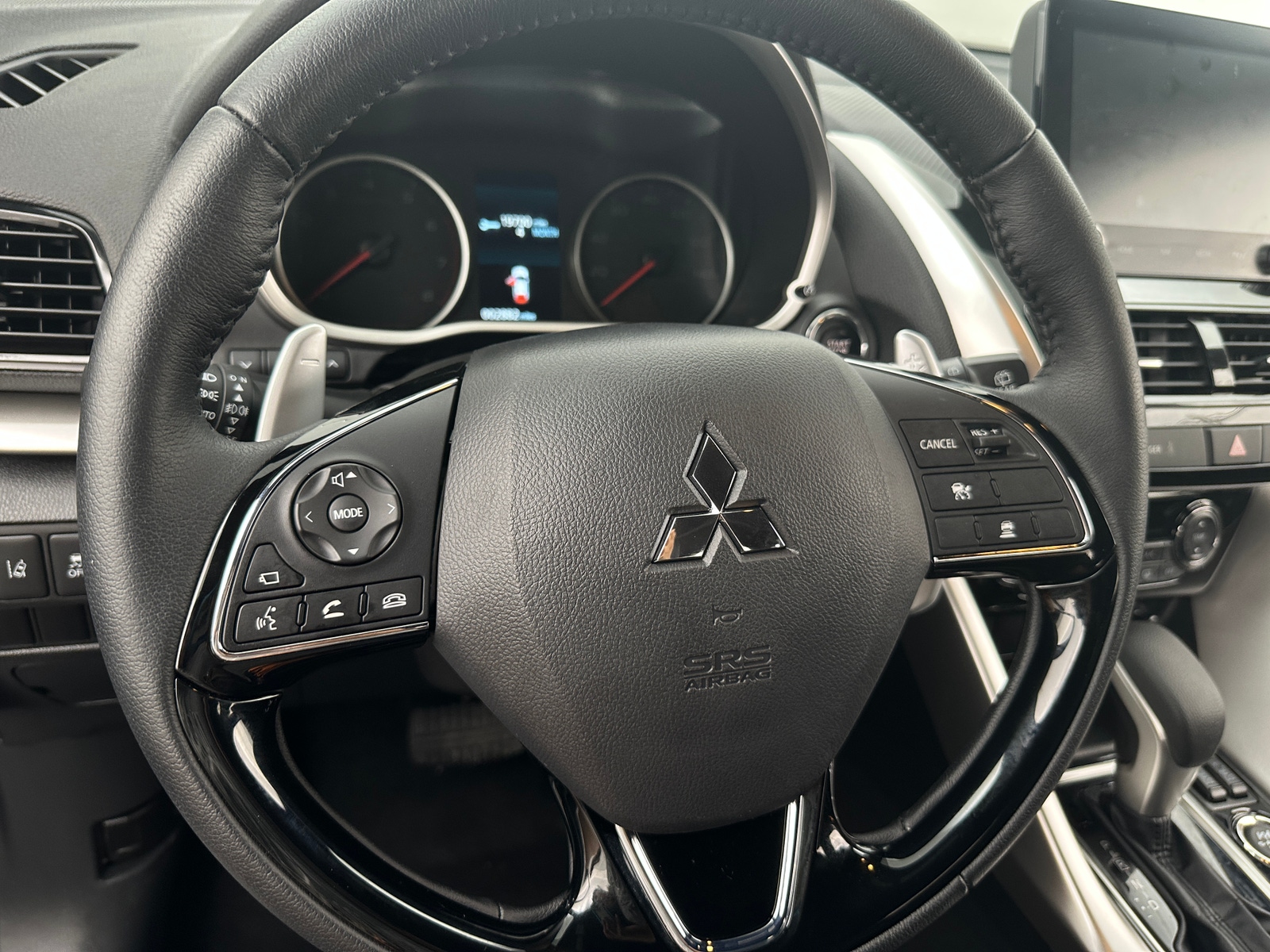 Thumbnail: 2024 Mitsubishi Eclipse Cross - 4