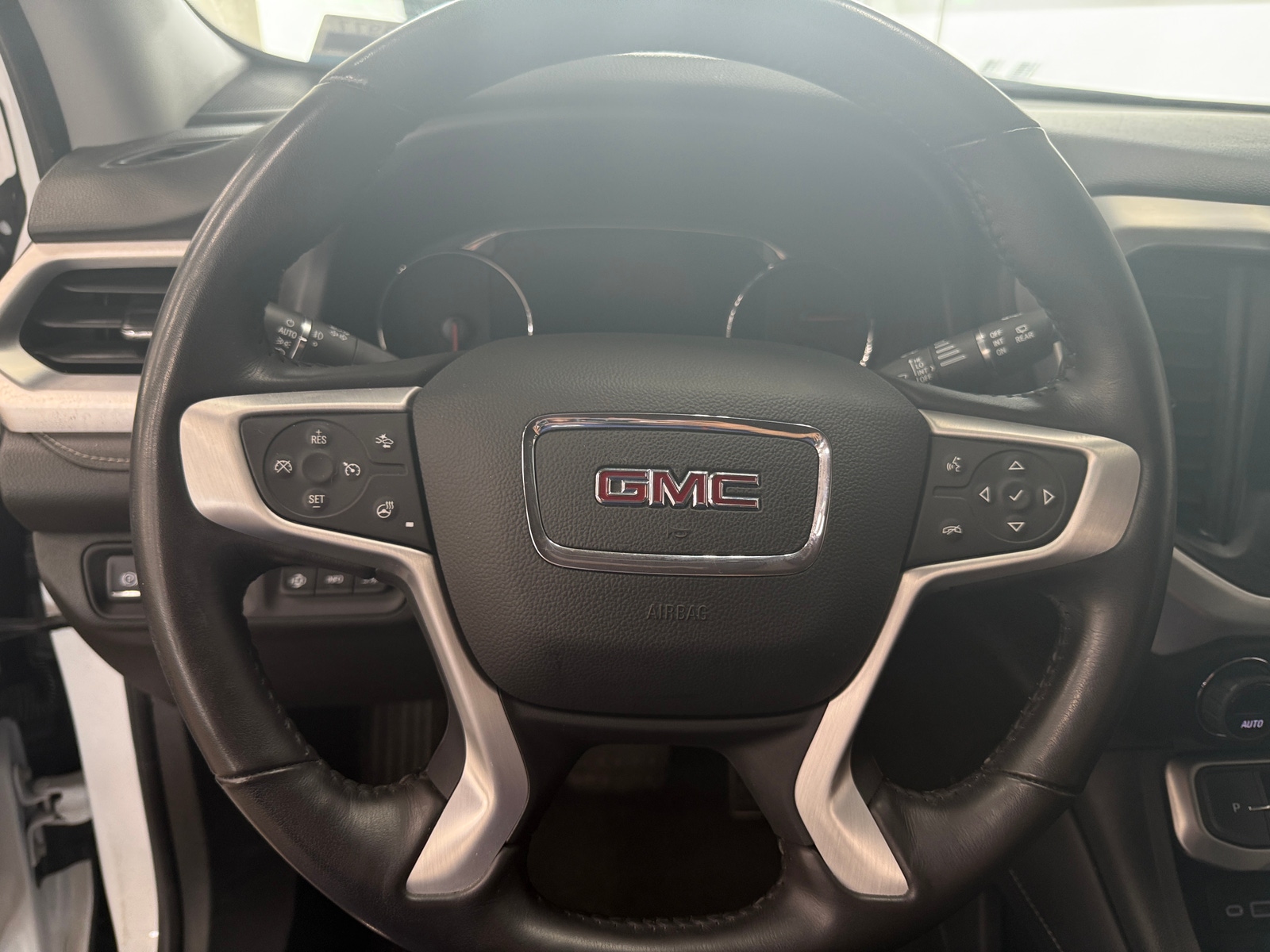 Thumbnail: 2022 GMC Acadia - 4