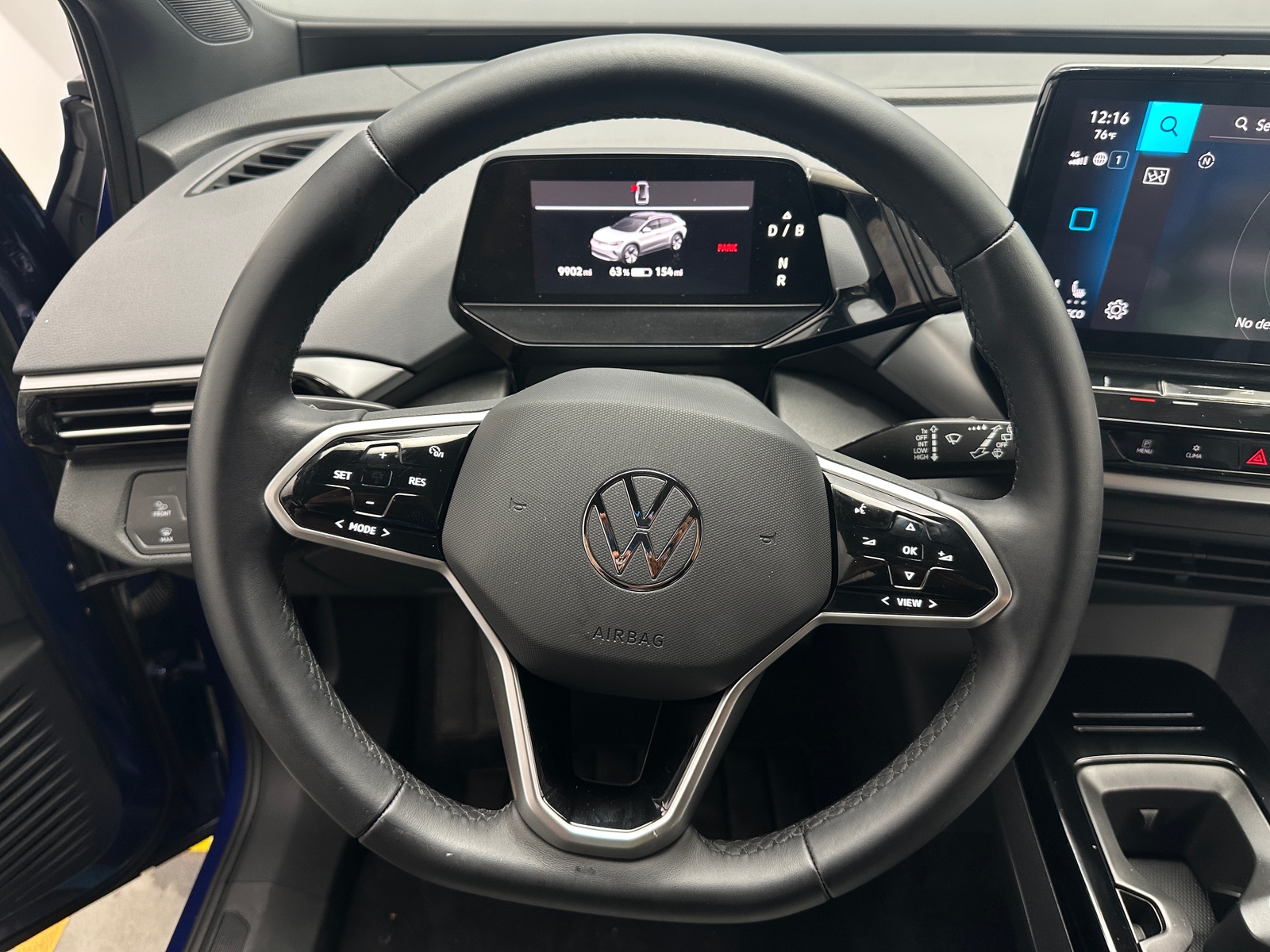 Thumbnail: 2022 Volkswagen ID.4 - 4