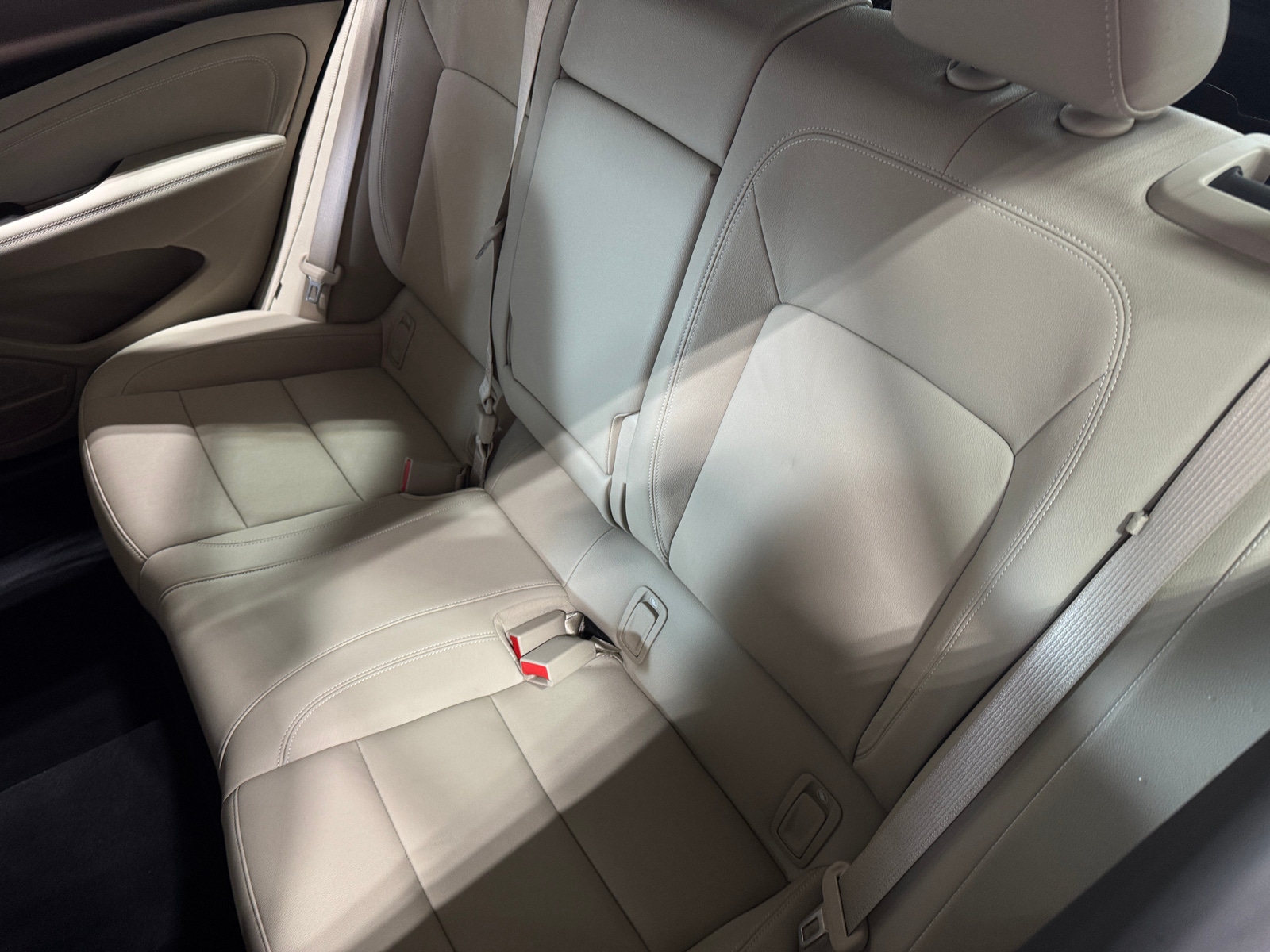 Thumbnail: 2019 Buick Regal - 5