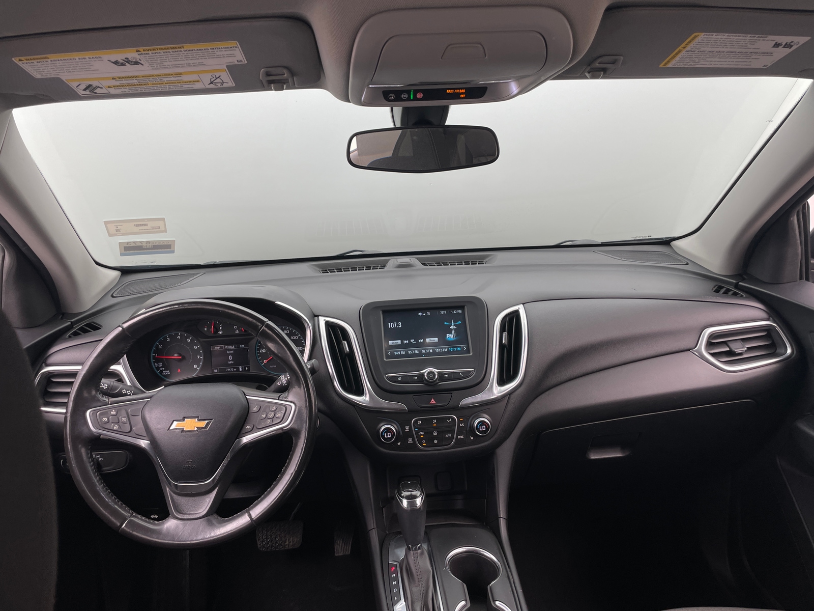Thumbnail: 2018 Chevrolet Equinox - 3