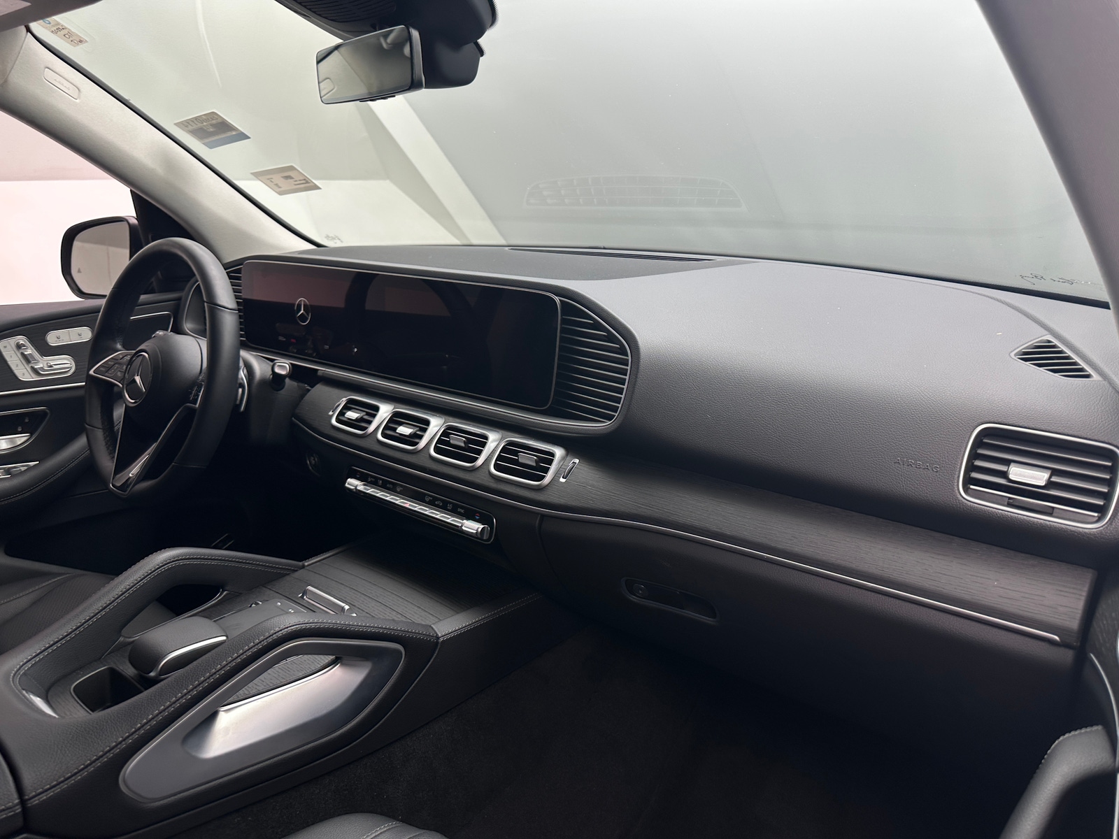 Thumbnail: 2024 Mercedes-Benz GLE - 2