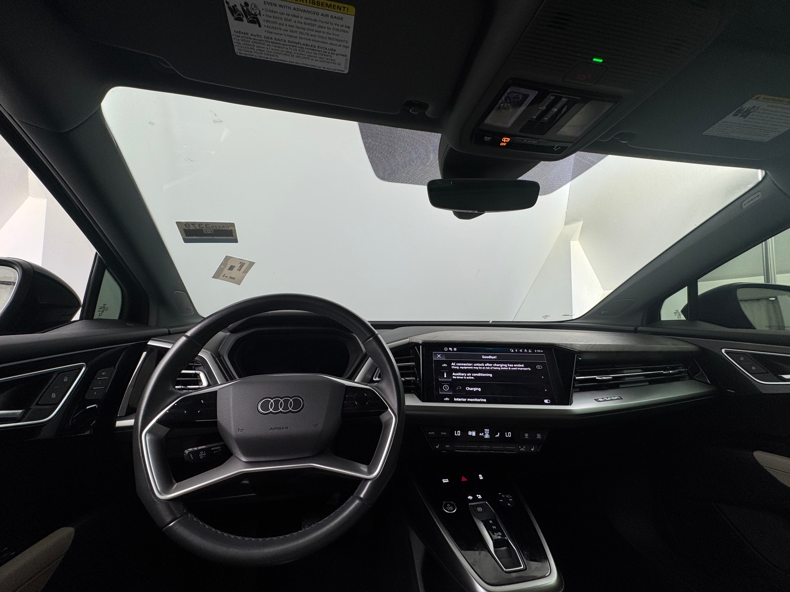 Thumbnail: 2023 Audi Q4 e-tron - 2