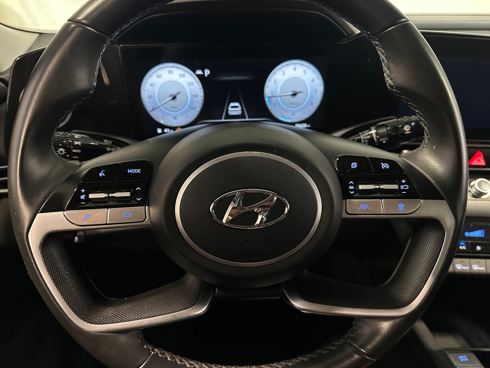 Thumbnail: 2023 Hyundai Elantra - 5