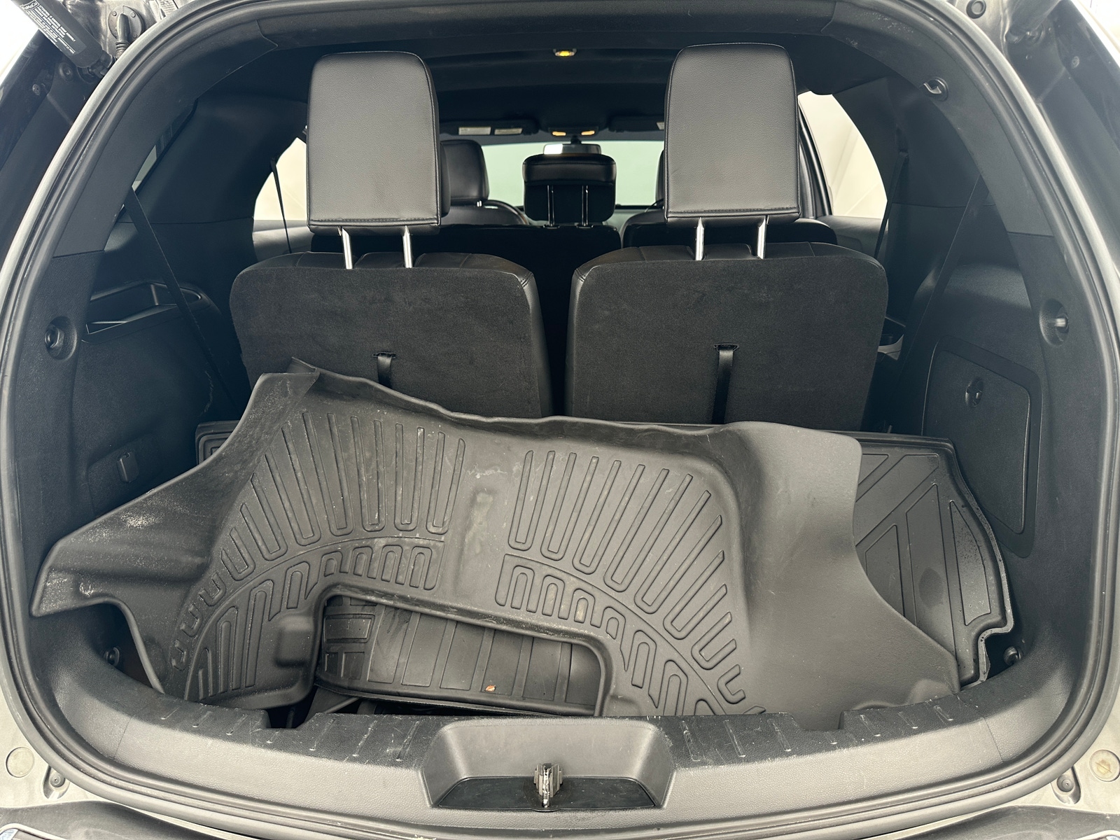 Thumbnail: 2018 Ford Explorer - 7