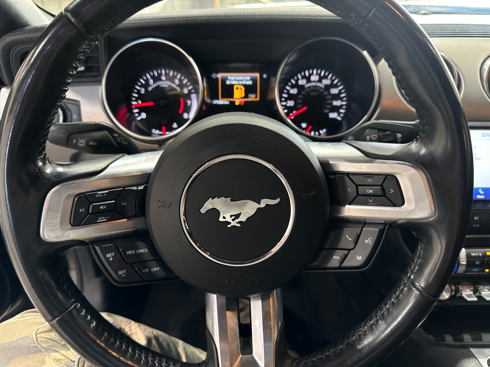 Thumbnail: 2022 Ford Mustang - 4