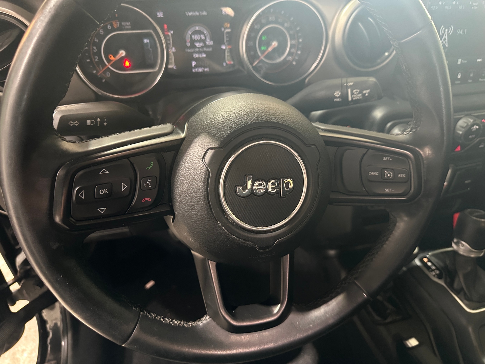 Thumbnail: 2021 Jeep Gladiator - 5