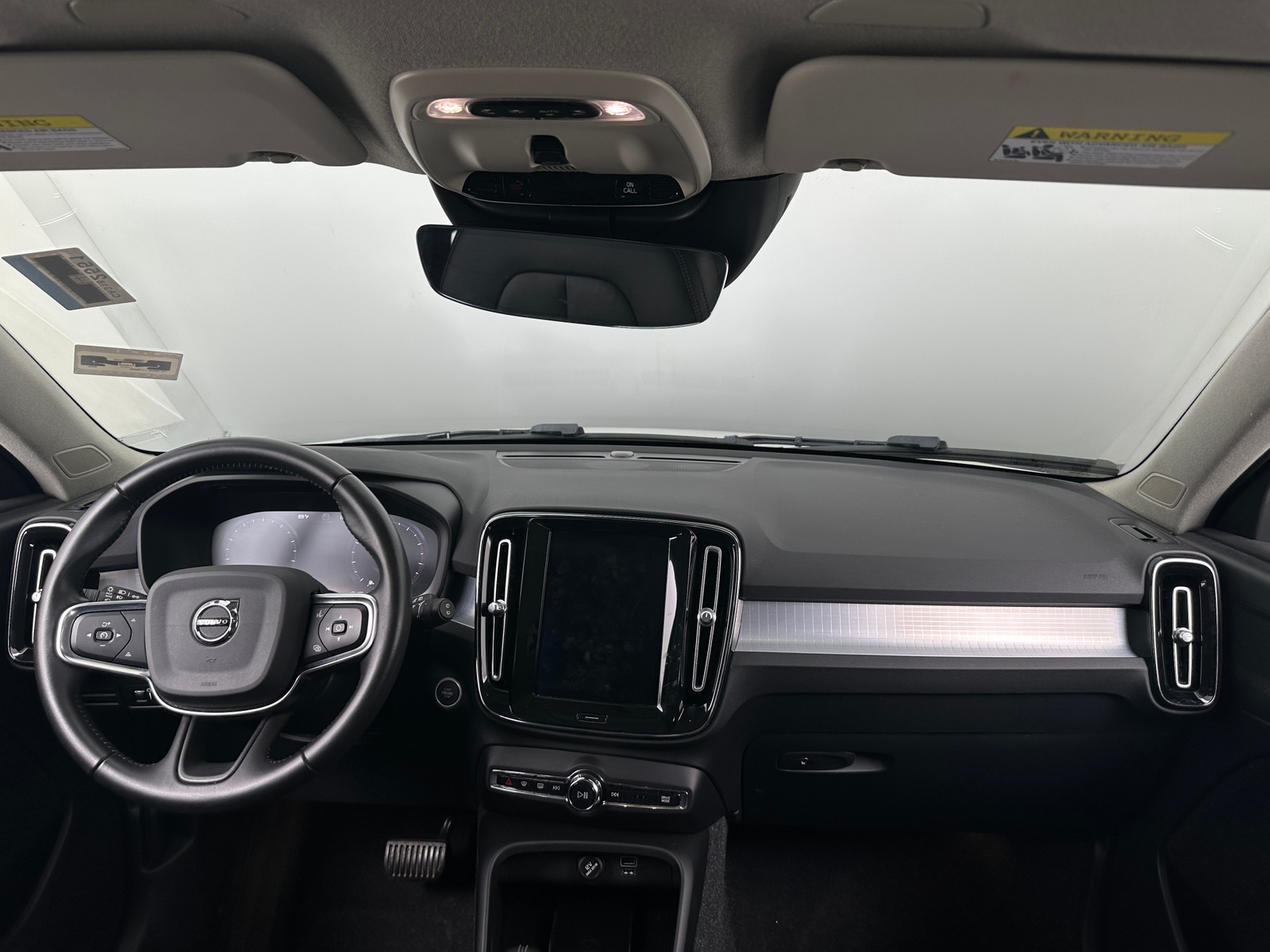 Thumbnail: 2020 Volvo XC40 - 3