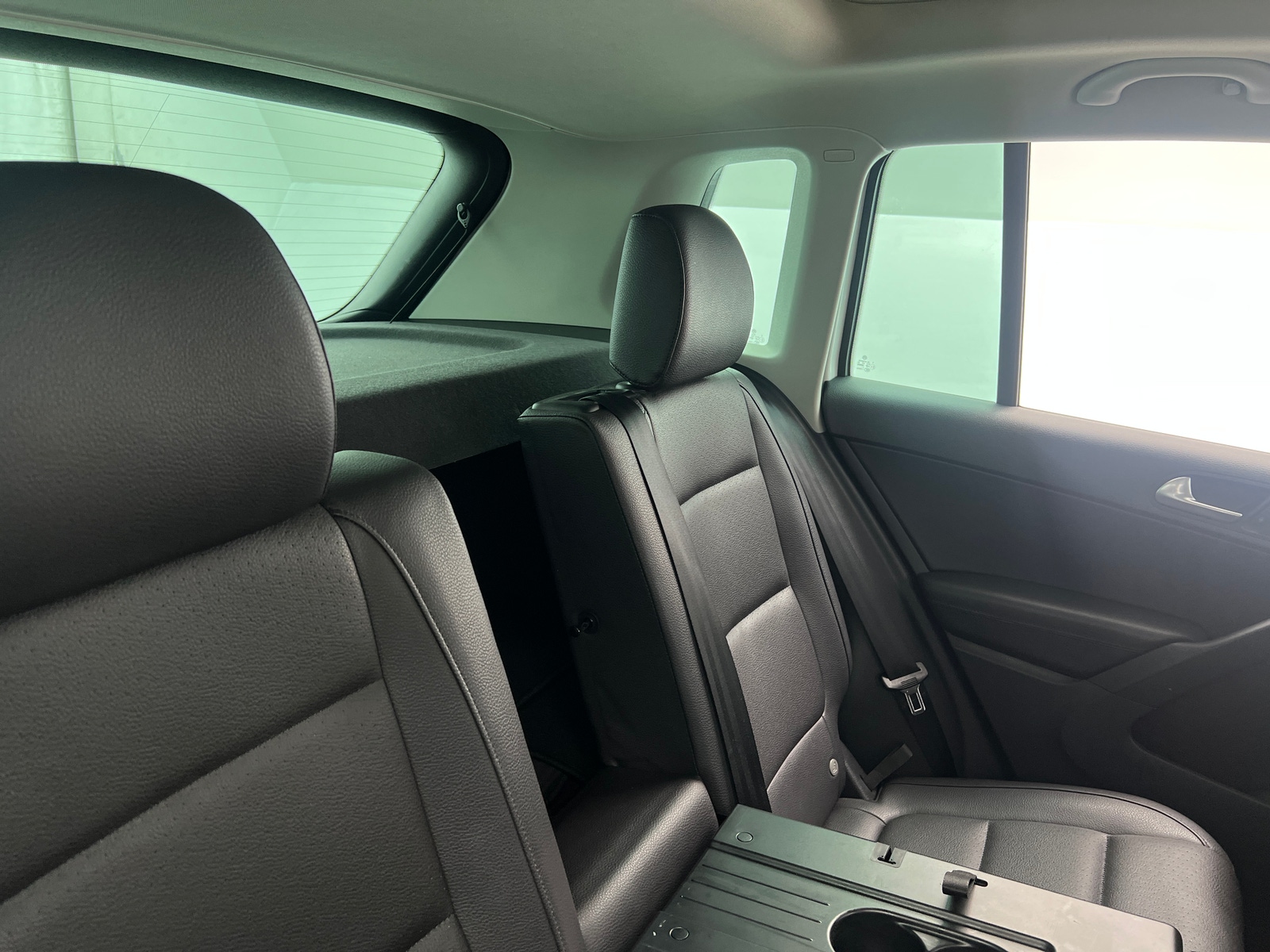 Thumbnail: 2017 Volkswagen Tiguan - 5