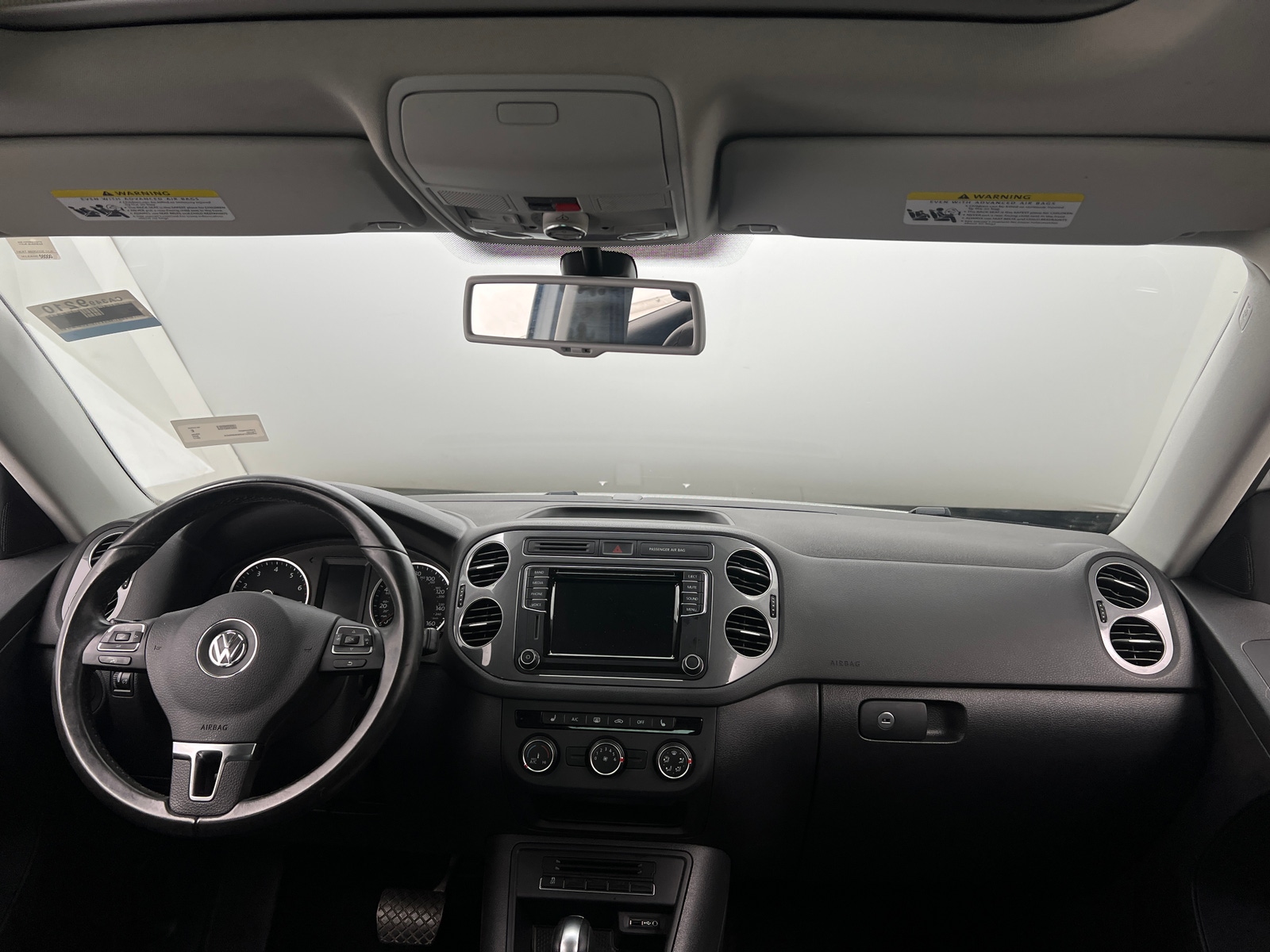 Thumbnail: 2017 Volkswagen Tiguan - 2