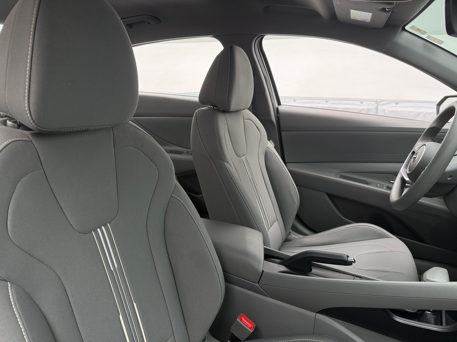 Thumbnail: 2022 Hyundai Elantra - 2