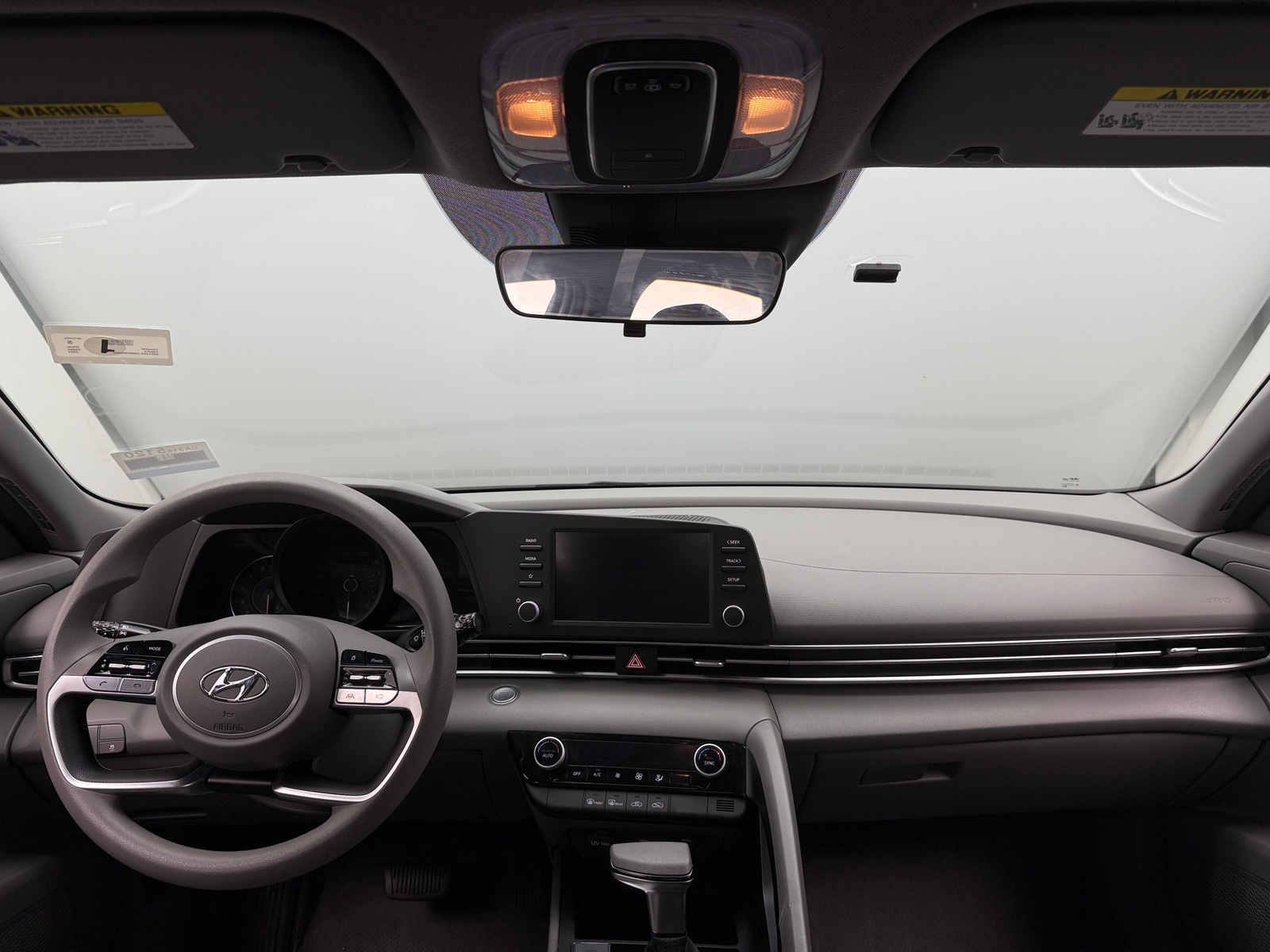 Thumbnail: 2022 Hyundai Elantra - 3