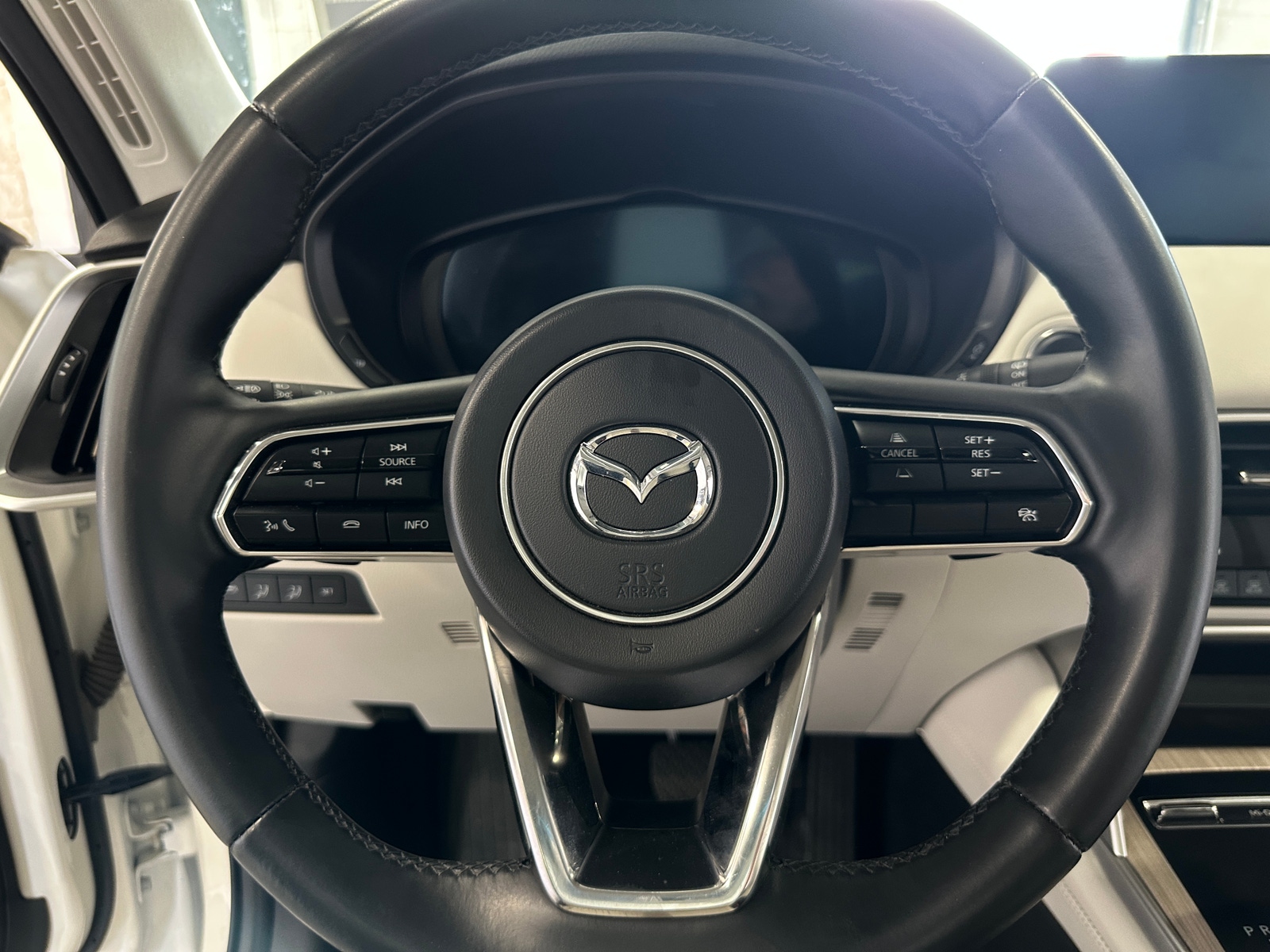 Thumbnail: 2024 Mazda CX-90 - 4