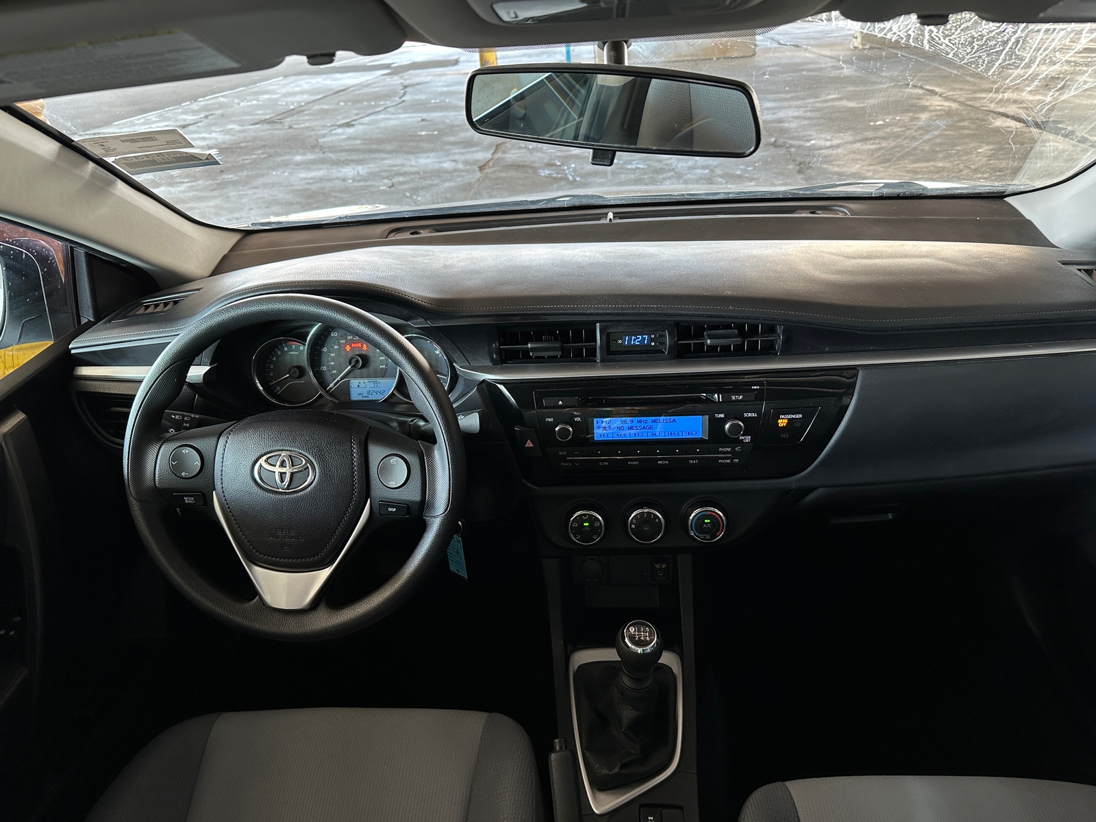 Thumbnail: 2015 Toyota Corolla - 3