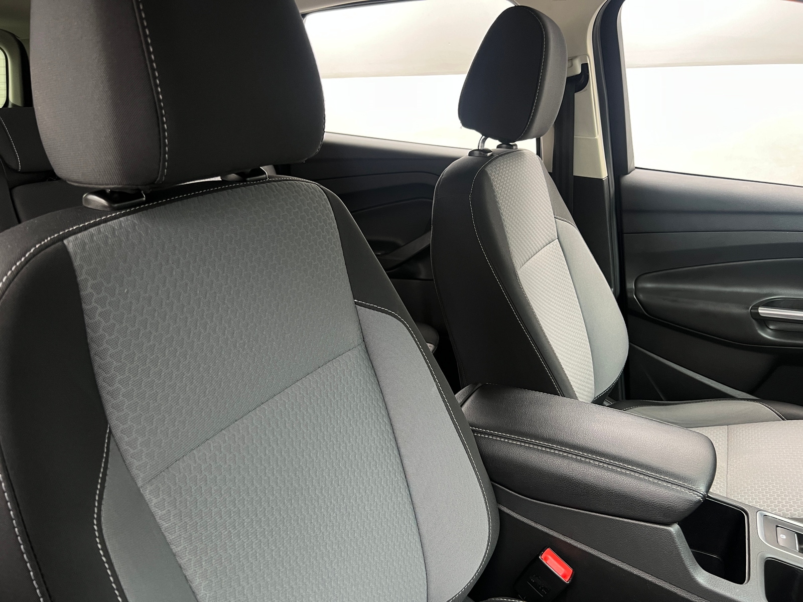 Thumbnail: 2017 Ford Escape - 2
