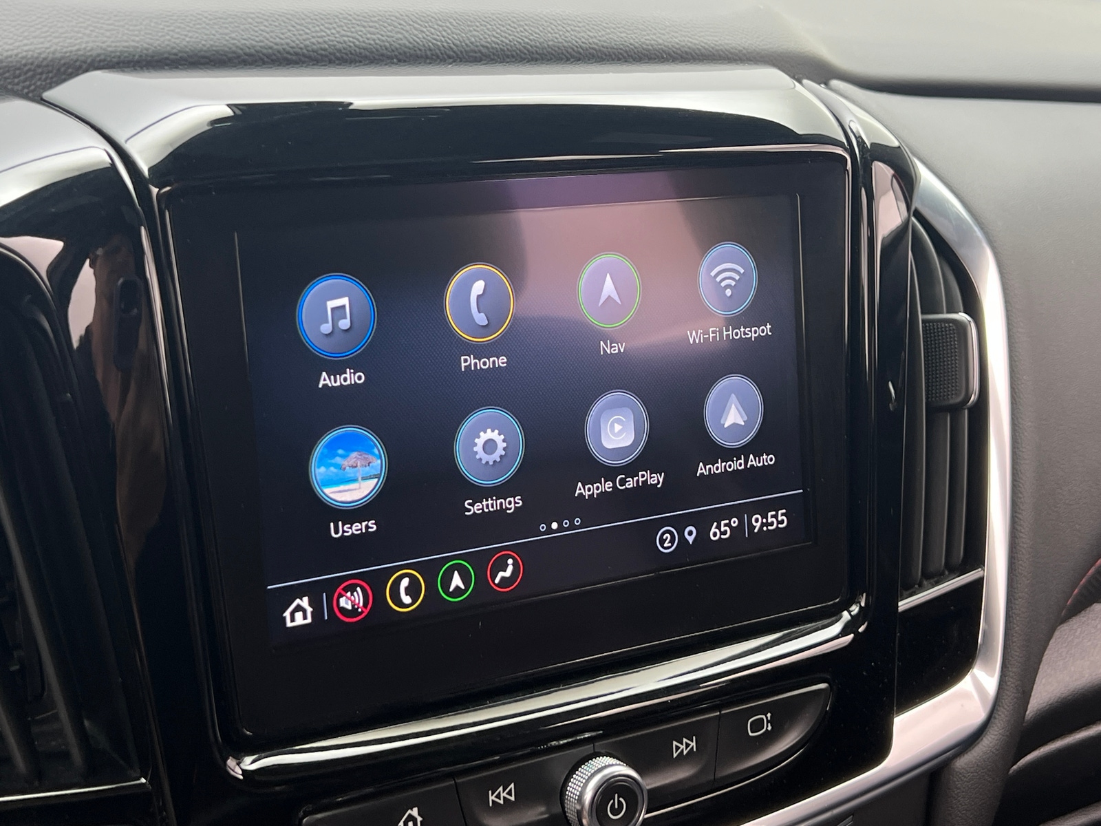 Thumbnail: 2022 Chevrolet Traverse - 3