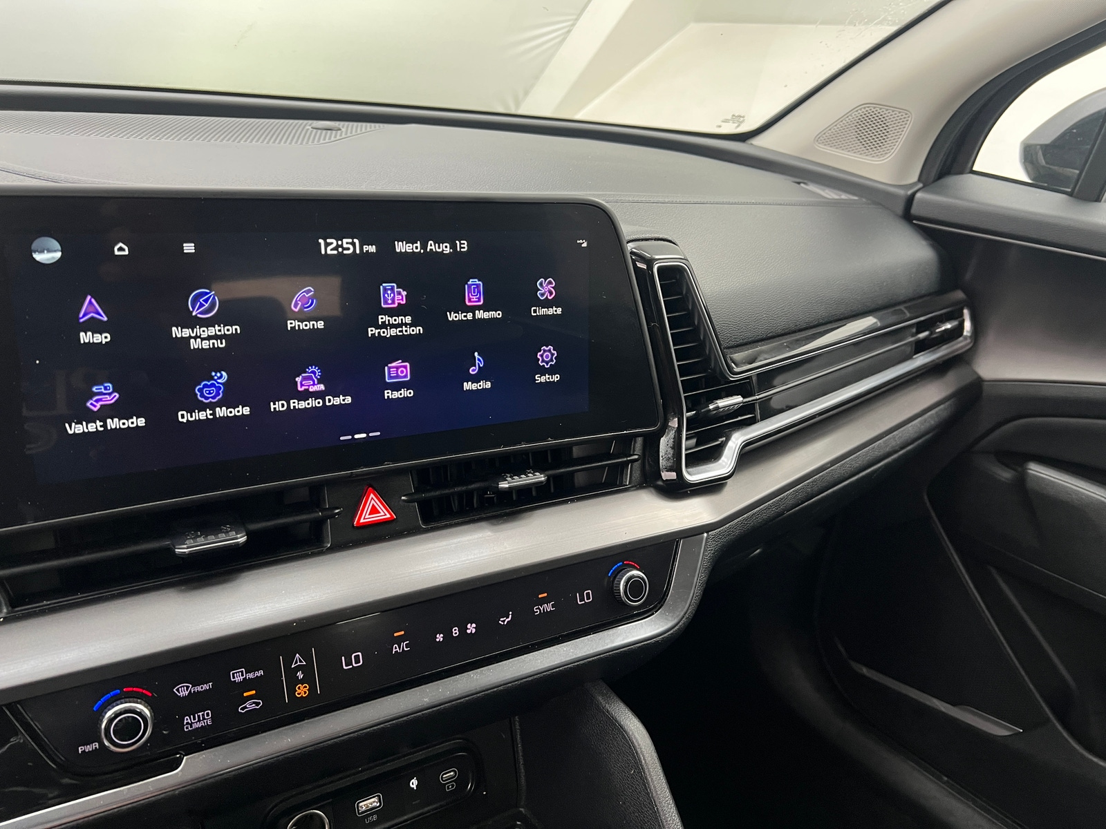 Thumbnail: 2024 Kia Sportage - 3