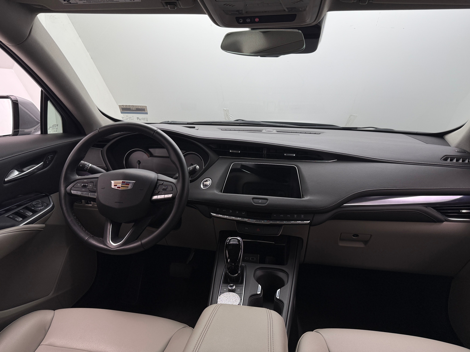 Thumbnail: 2023 Cadillac XT4 - 2