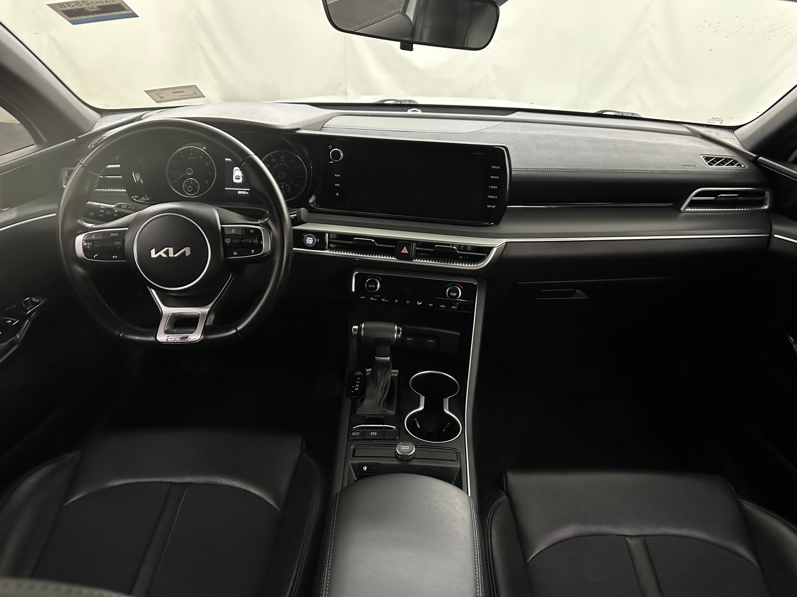 Thumbnail: 2022 Kia K5 - 2