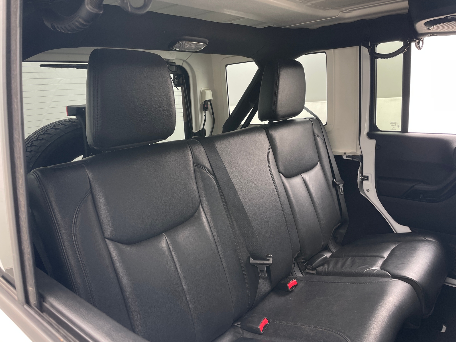 Thumbnail: 2014 Jeep Wrangler - 6