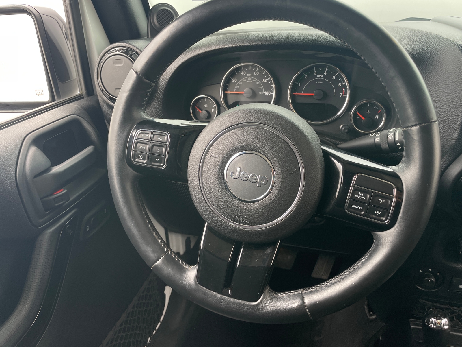 Thumbnail: 2014 Jeep Wrangler - 5