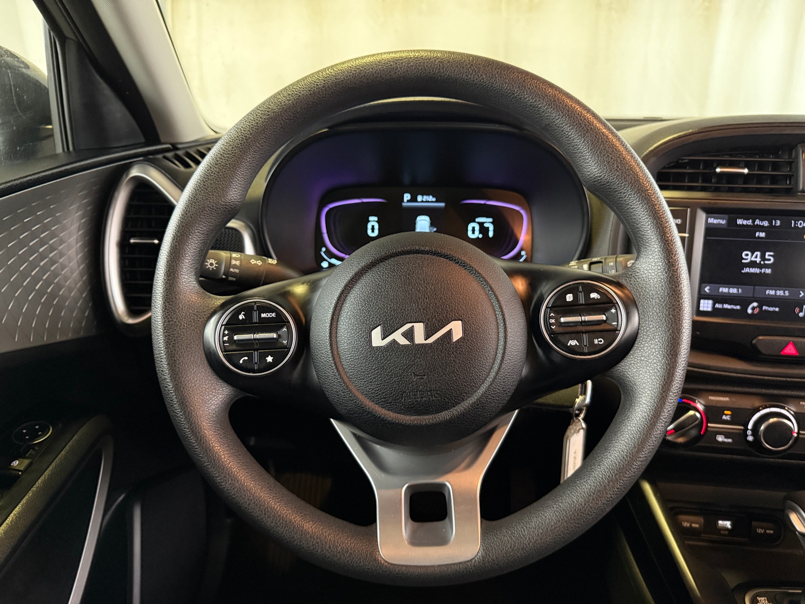 Thumbnail: 2023 Kia Soul - 5