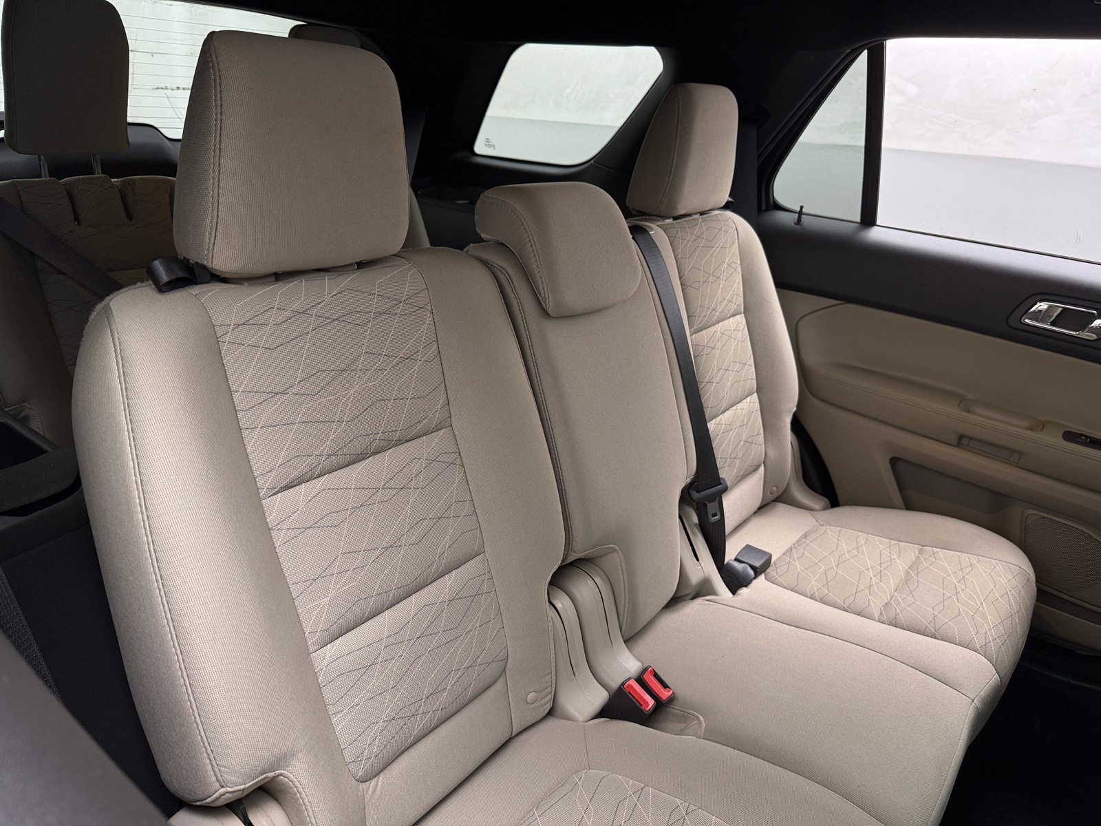 Thumbnail: 2015 Ford Explorer - 6