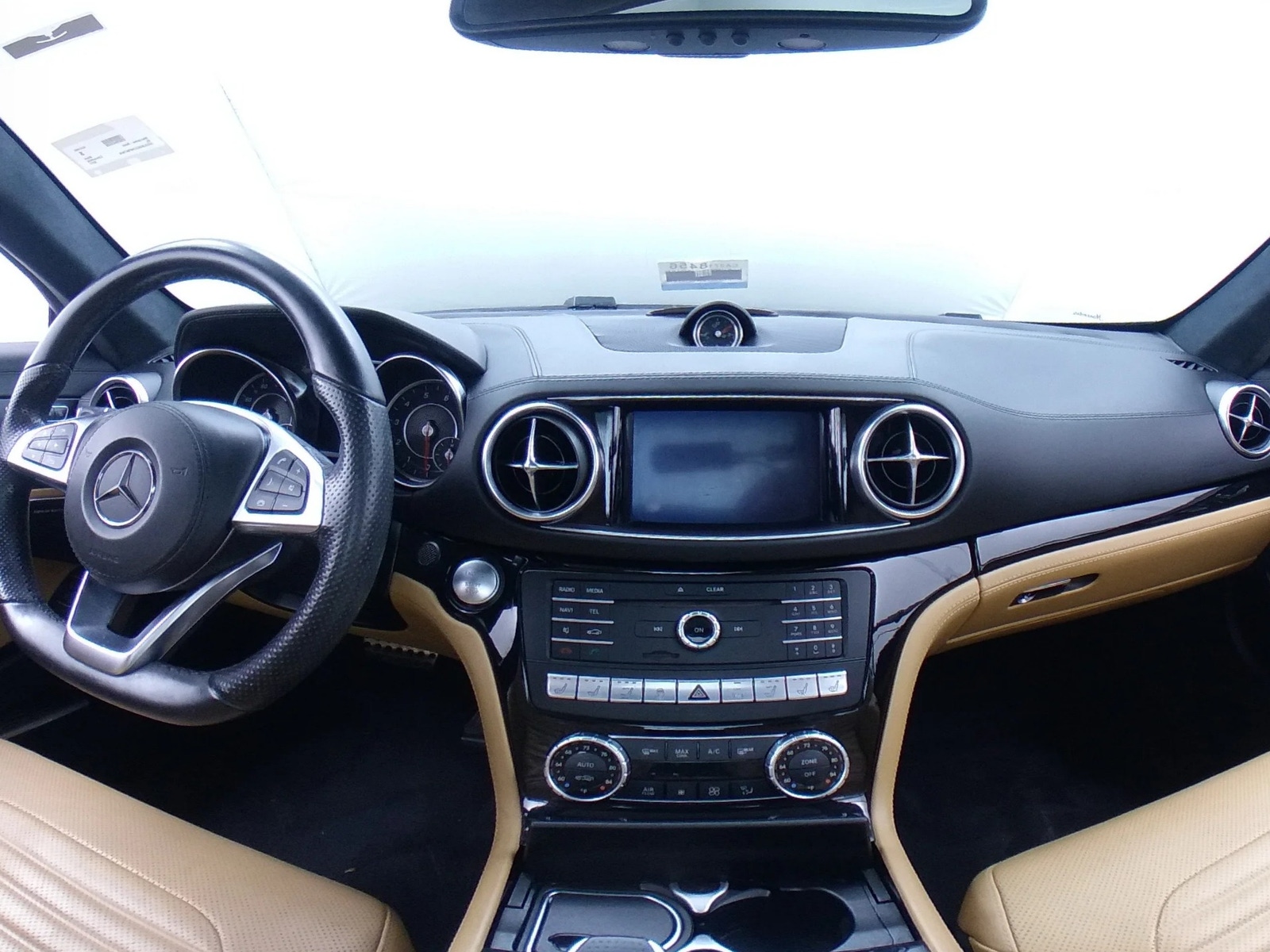 Thumbnail: 2017 Mercedes-Benz SL-Class - 2