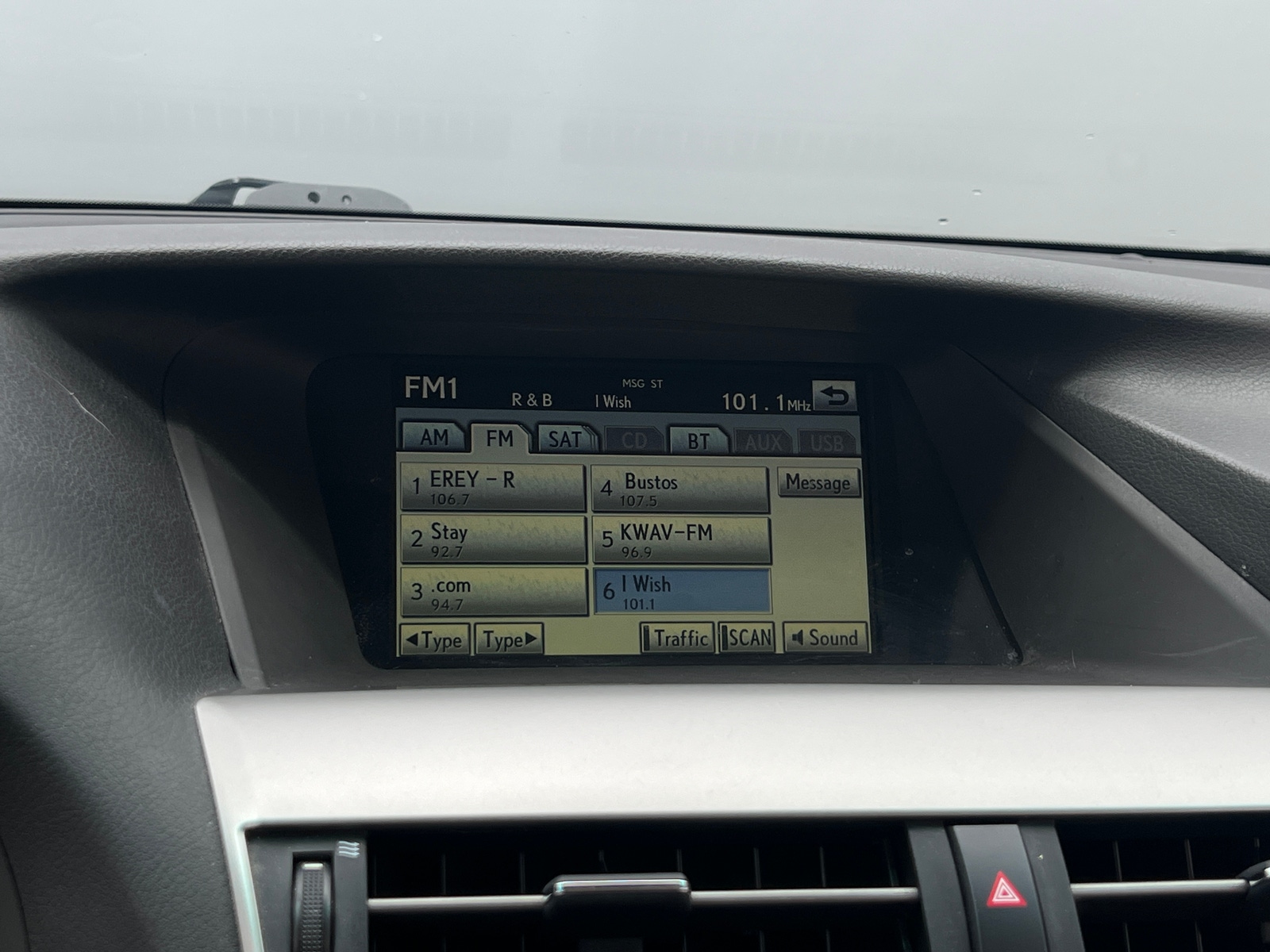 Thumbnail: 2010 Lexus RX - 4