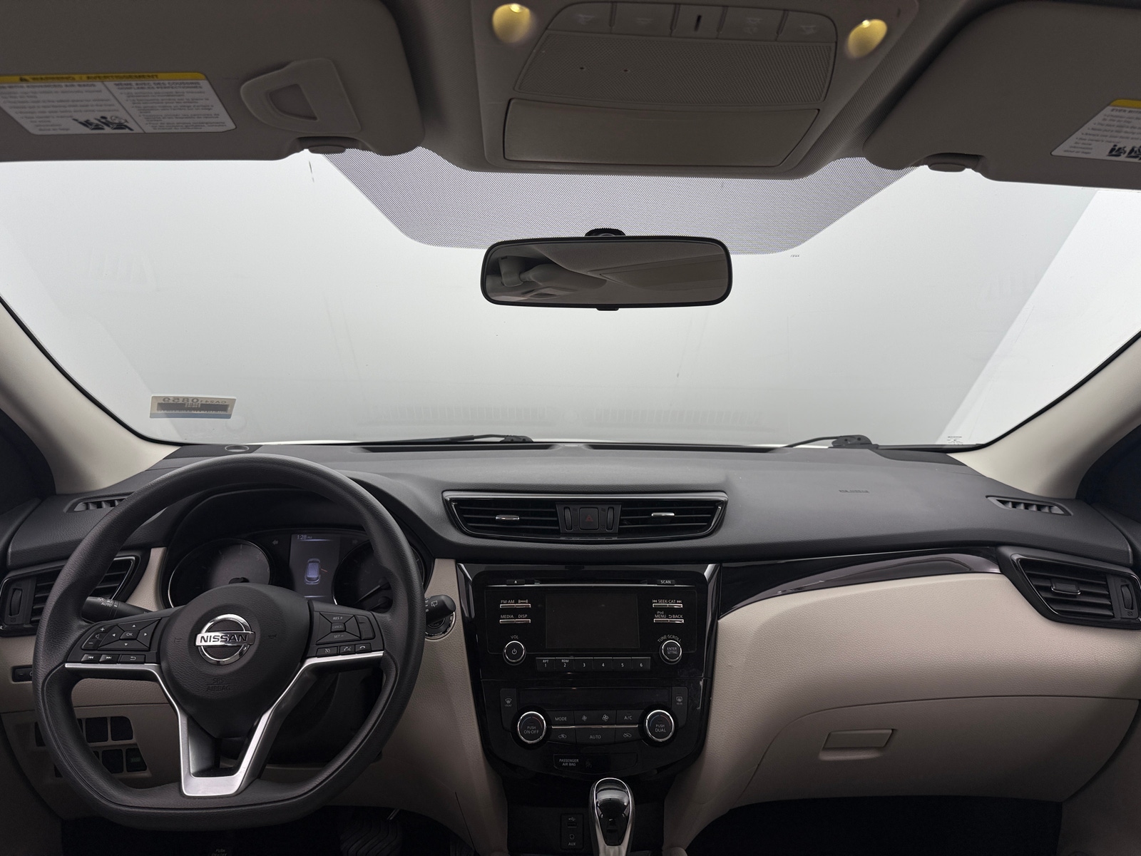 Thumbnail: 2018 Nissan Rogue Sport - 3
