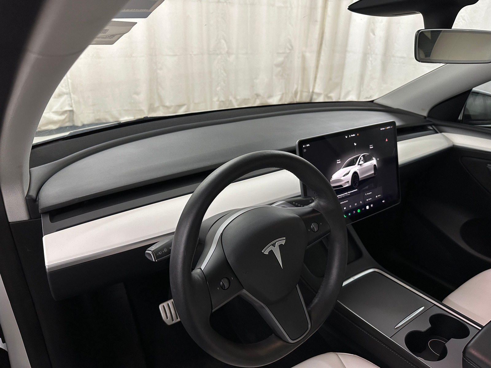 Thumbnail: 2022 Tesla Model Y - 2