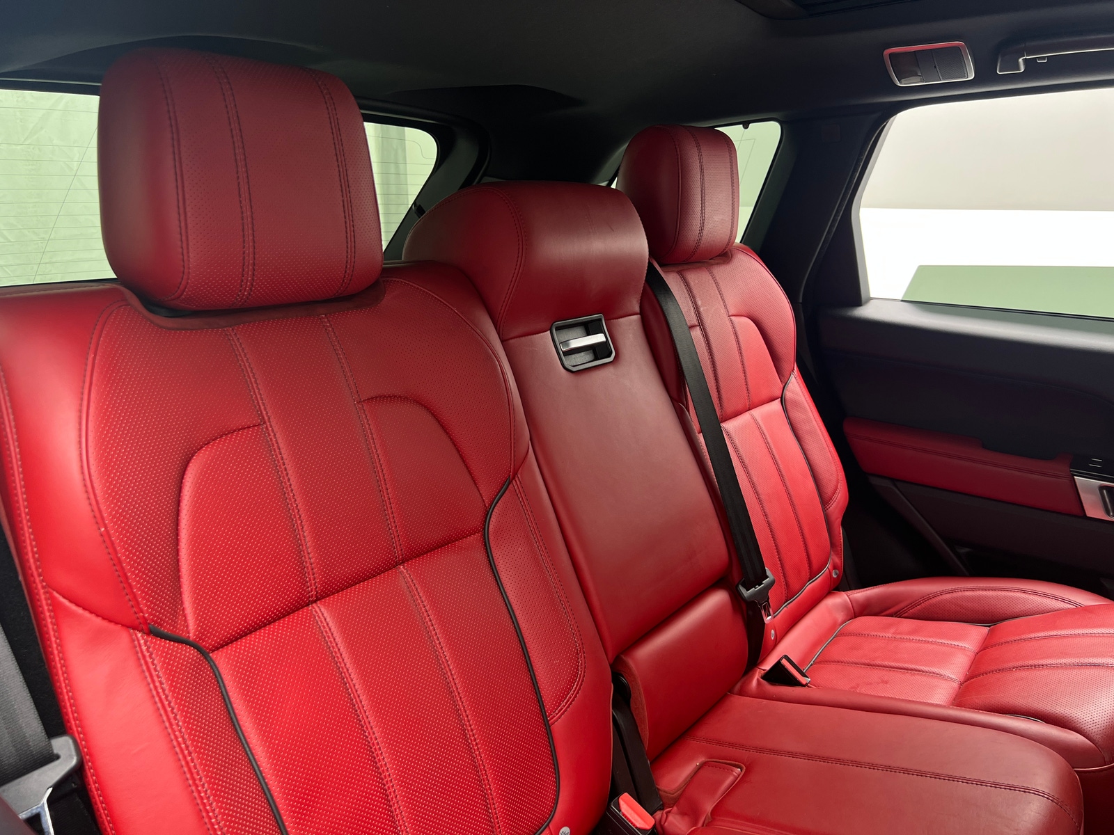 Thumbnail: 2016 Land Rover Range Rover Sport - 5