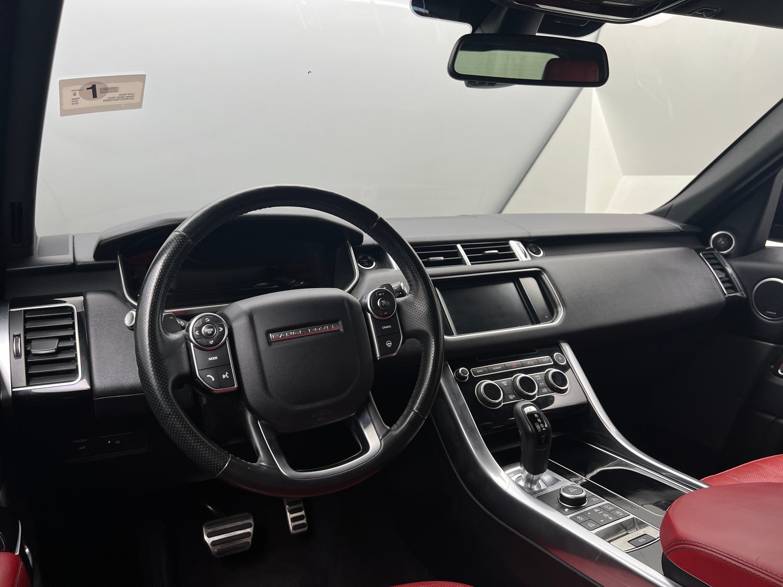 Thumbnail: 2016 Land Rover Range Rover Sport - 2