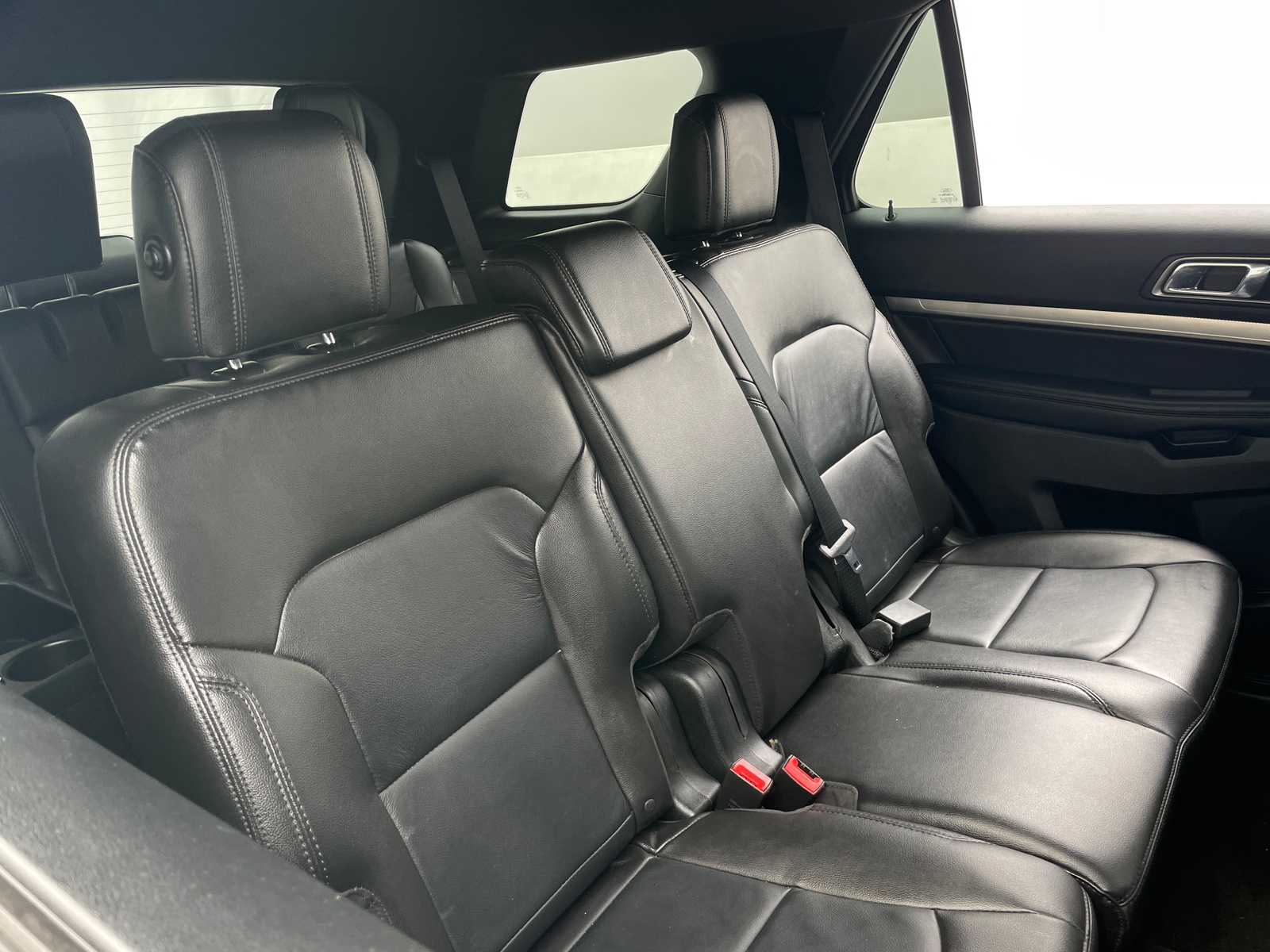 Thumbnail: 2018 Ford Explorer - 5