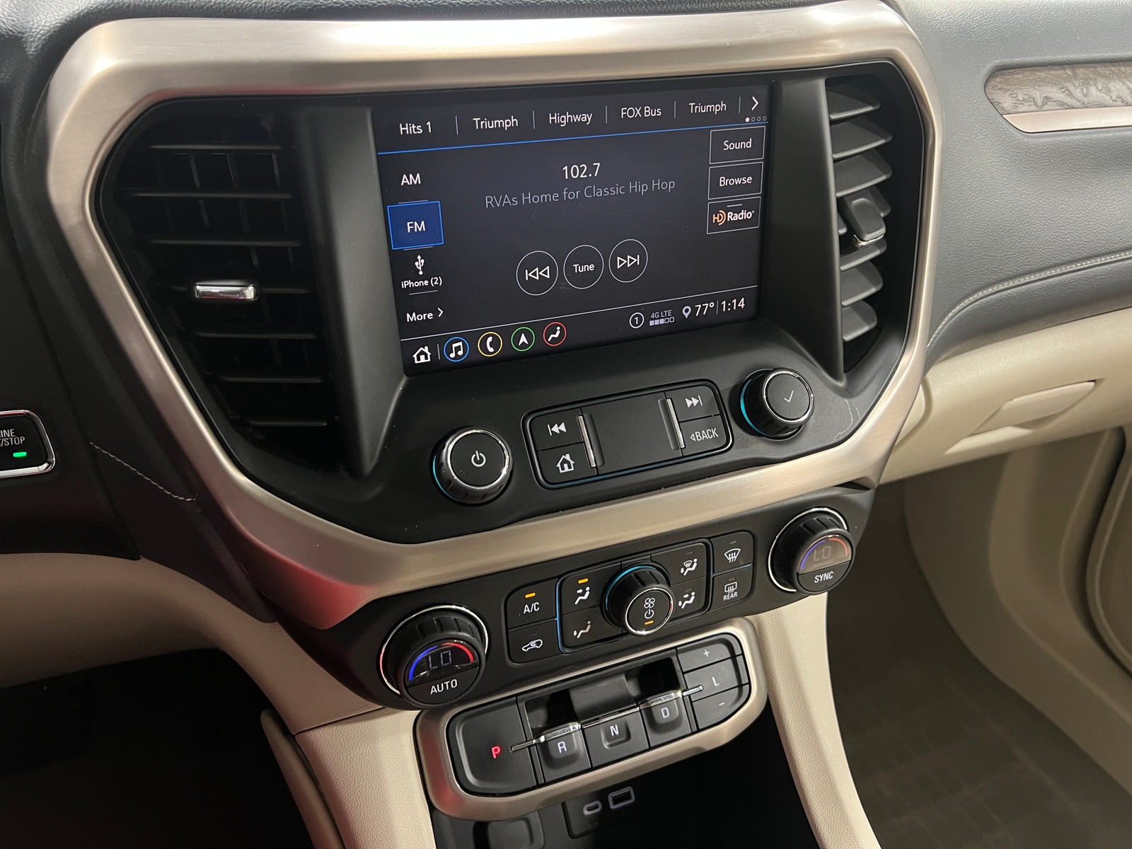 Thumbnail: 2020 GMC Acadia - 3